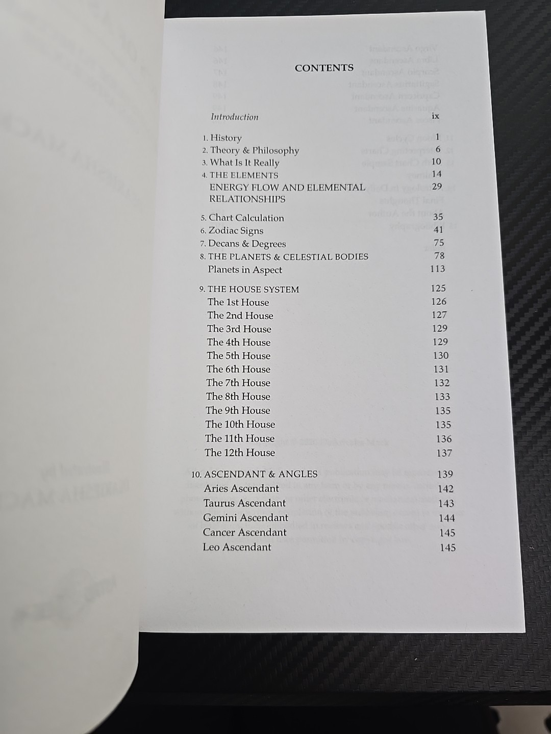 The ABCs of Astrology by DeAriesha Mack Beginner Guide, 216 Pages, Like New