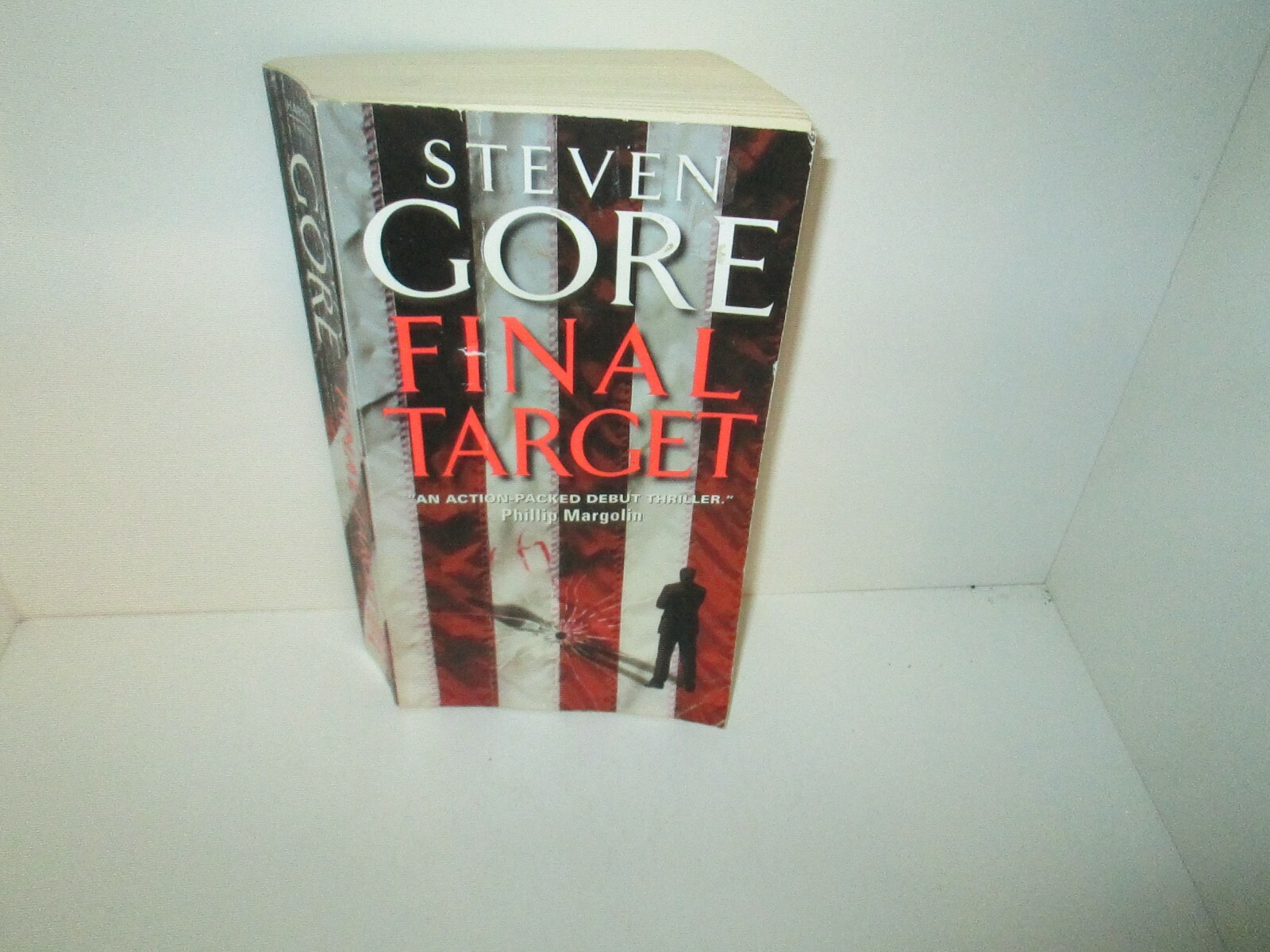 THE FINAL TARGET 2010 Mystery thriller book STEVEN GORE
