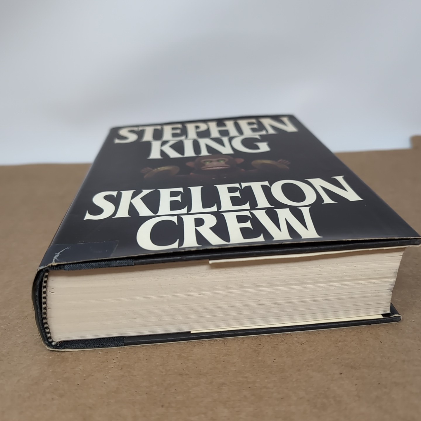 STEPHEN KING SKELETON CREW HARD COVER 1ST EDITION $18.95 First Edition