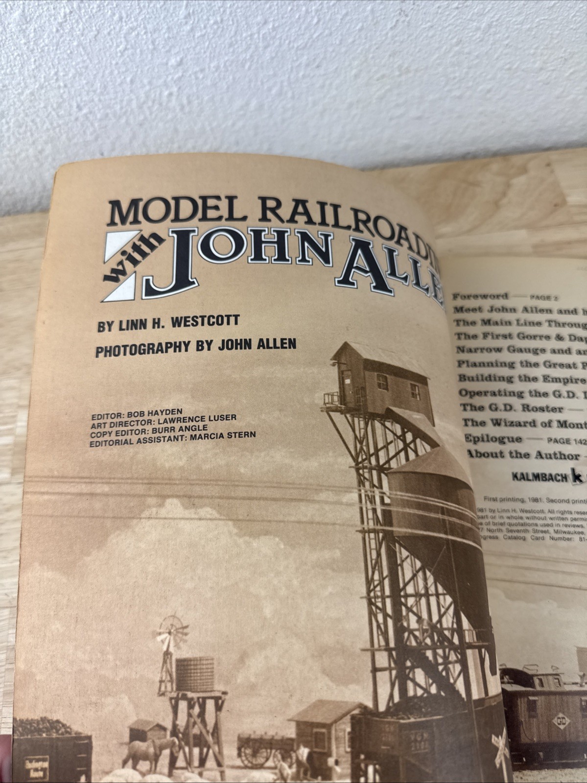 Model Railroading With John Allen / Story of HO Scale Gorre & Daphetid Railroad
