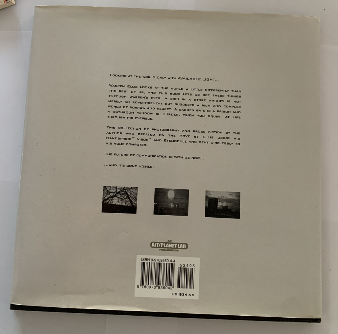 2002 AVAILABLE LIGHT by Warren Ellis HC/DJ NM-/VF 1st Planetlar / Fisherman