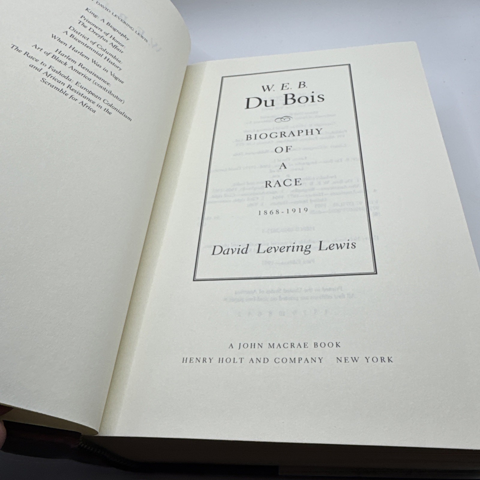 W. E. B. Du Bois: Biography by David L. Lewis (Hardcover, 1993) First Edition