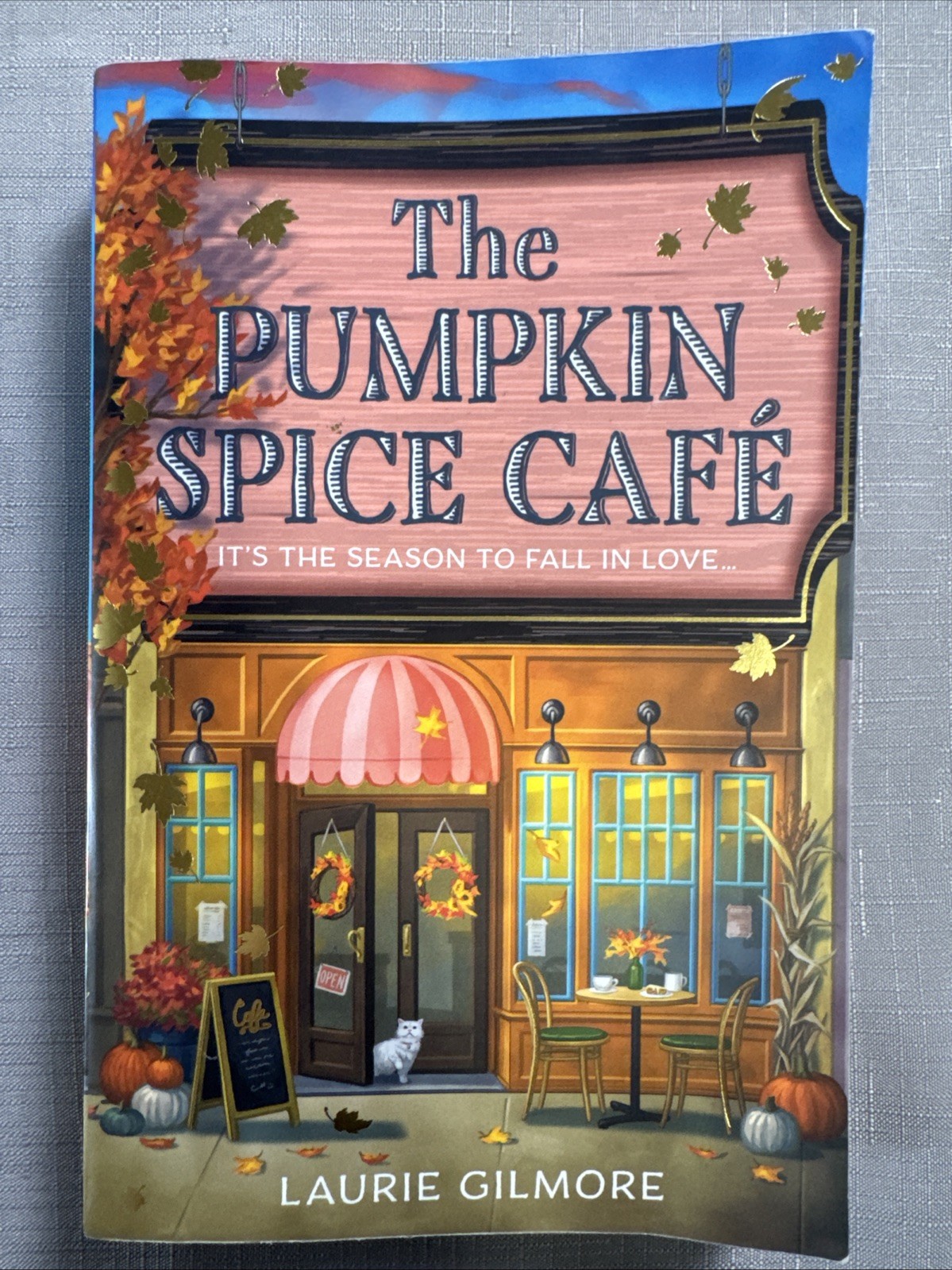 The Pumpkin Spice Café: Read the viral TikTok sensation
