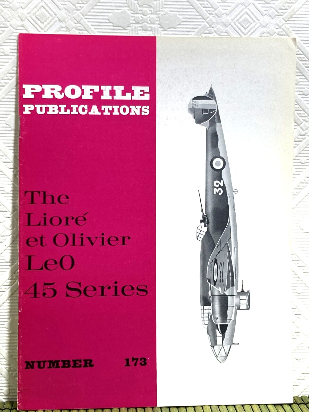 Profile Publications Aircraft The Liore et Olivier Le0 45 Series Number 173