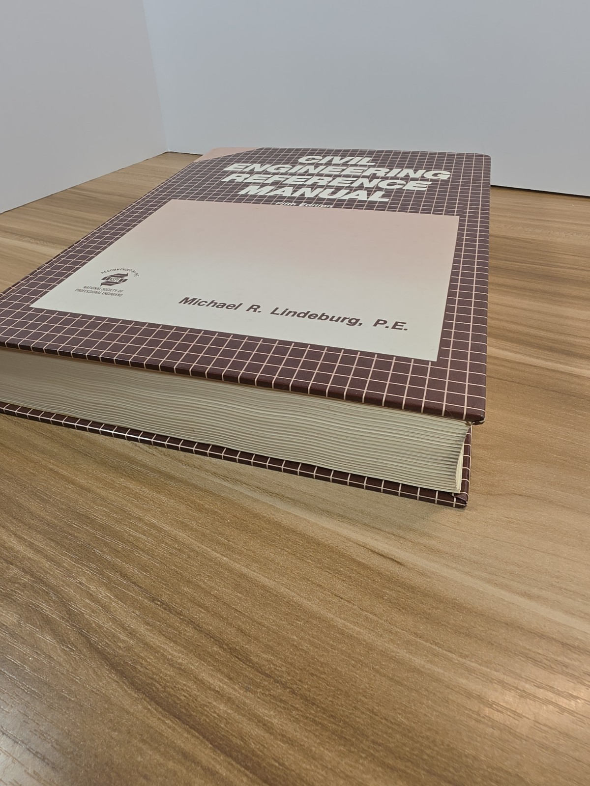 CIVIL ENGINEERING REFERENCE MANUAL (ENGINEERING REVIEW By Michael R Lindeburg
