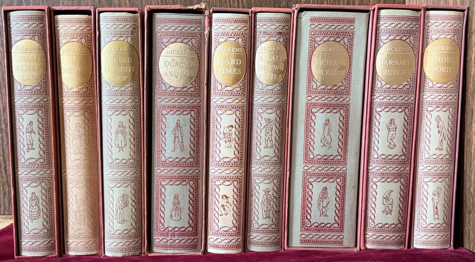 9 Heritage Press Illustrated Works of Charles Dickens Hardcover Books w/Slipcase