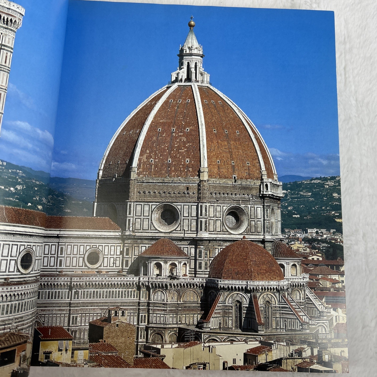Great Cathedrals by Bernhard Schutz – VG Large Hardcover
