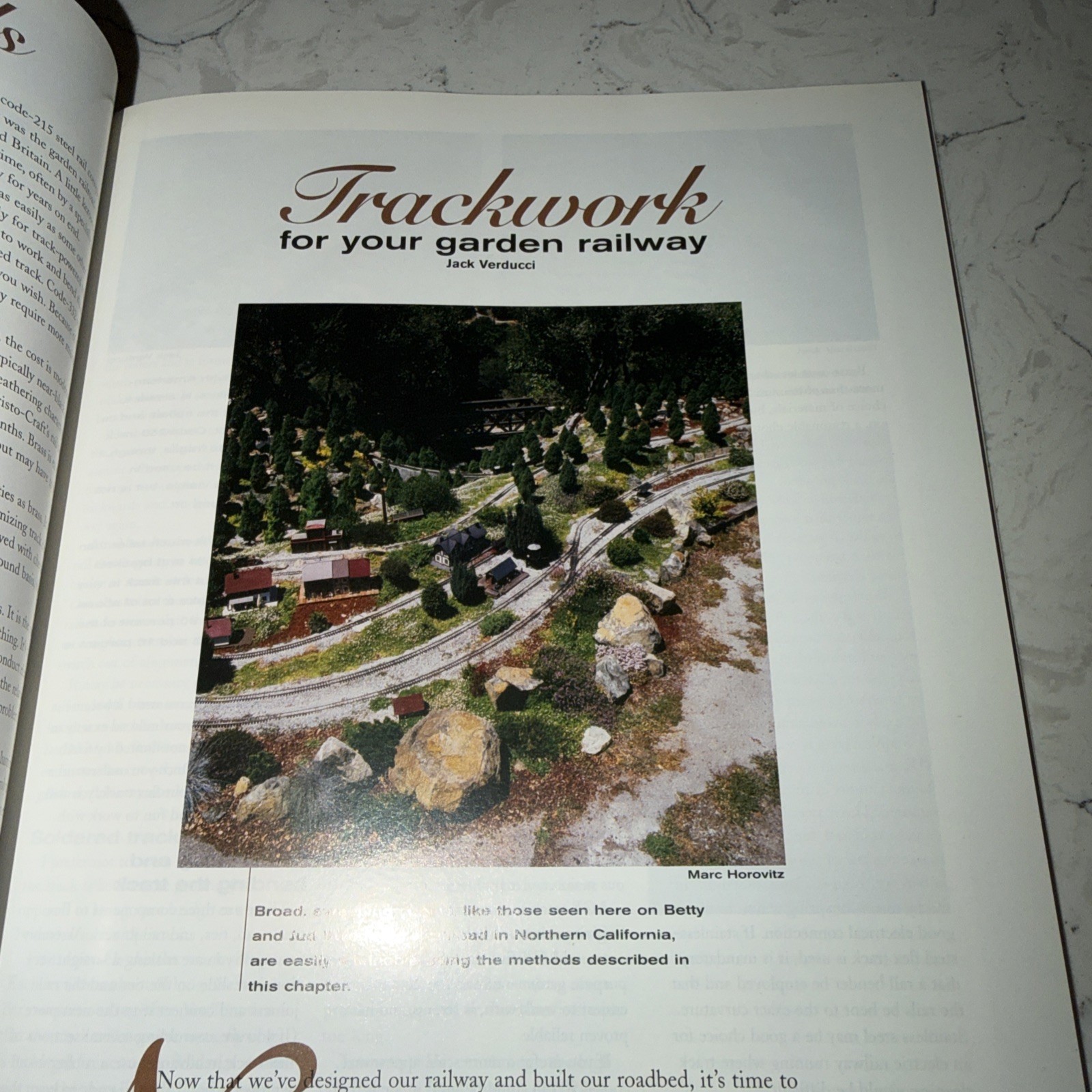 Garden Railroading : Getting Started in the Hobby by Kalmbach Publishing Co….