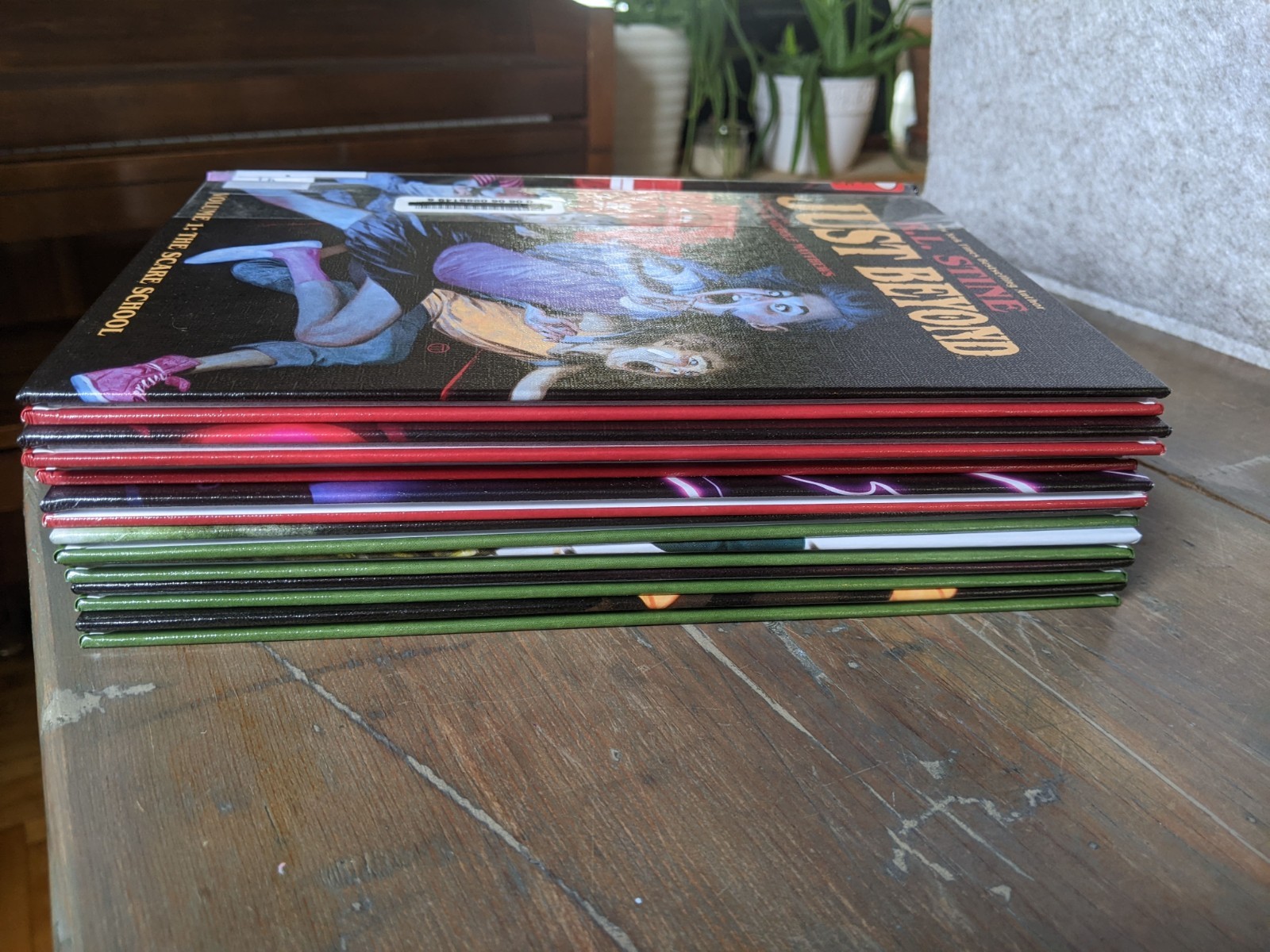 Lot of 8 R L Stine Just Beyond Series Graphic Novels Comics Teen 1 2 3 4 5 6 7 8