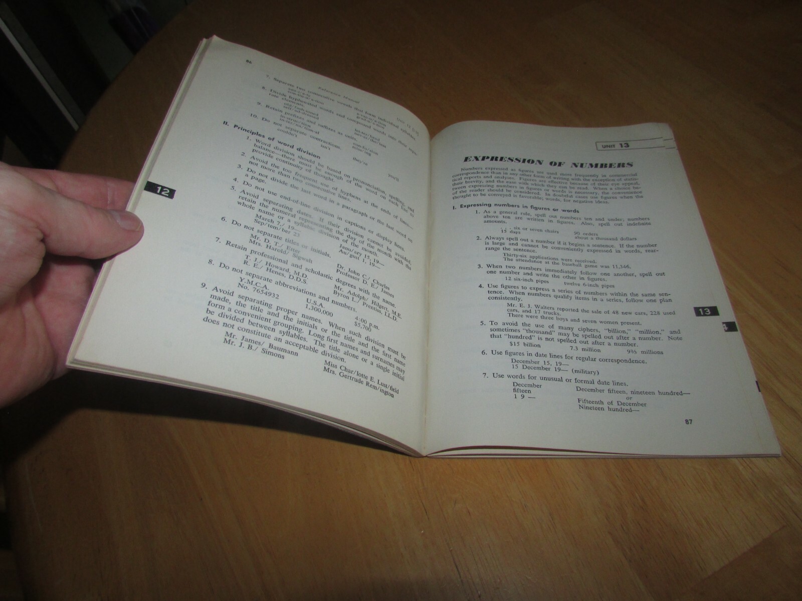 reference manual for office employees – vintage Book 1969