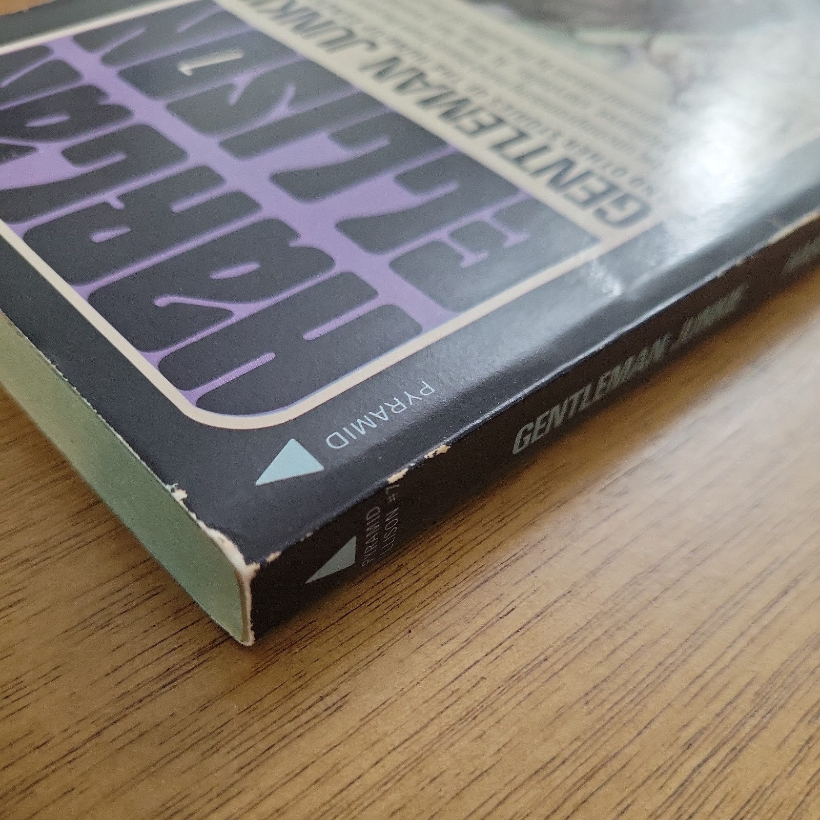 Gentleman Junkie – Harlan Ellison – Pyramid MMPB 1975