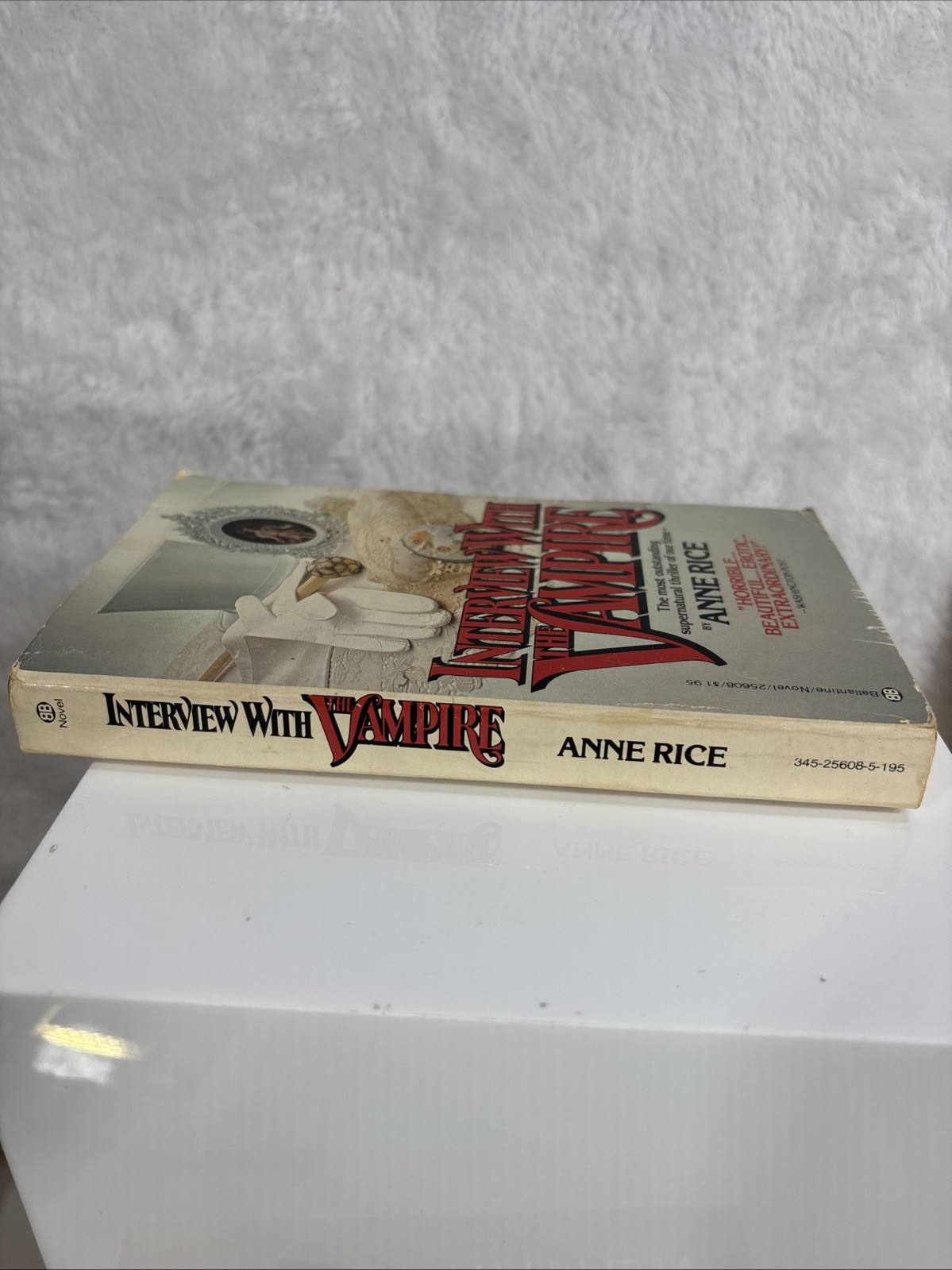 Interview With the Vampire by Anne Rice (Vintage 1977 paperback)