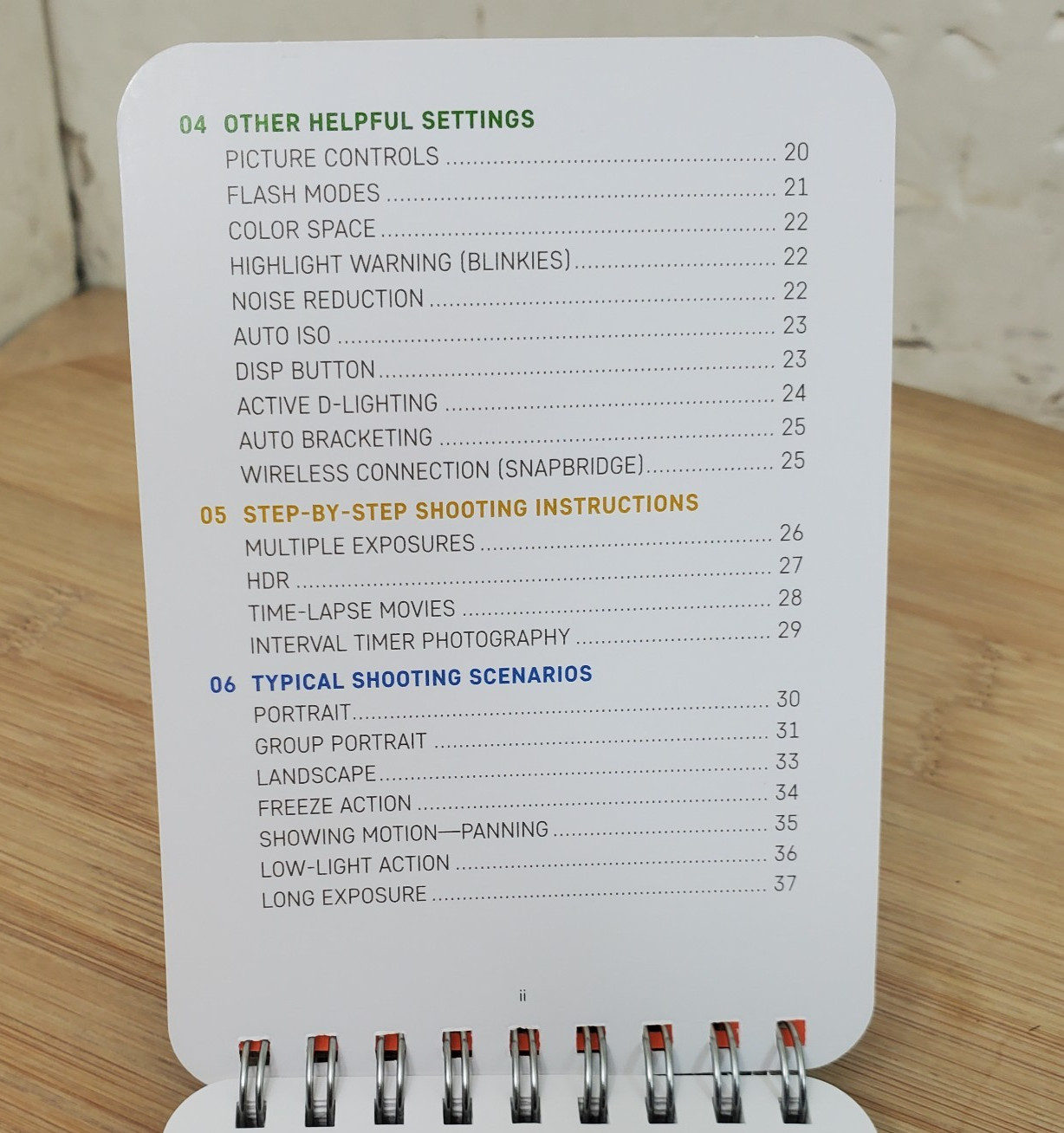 Nikon Z5: Pocket Guide : Buttons, Dials, Settings, Modes, and Shooting Tips…