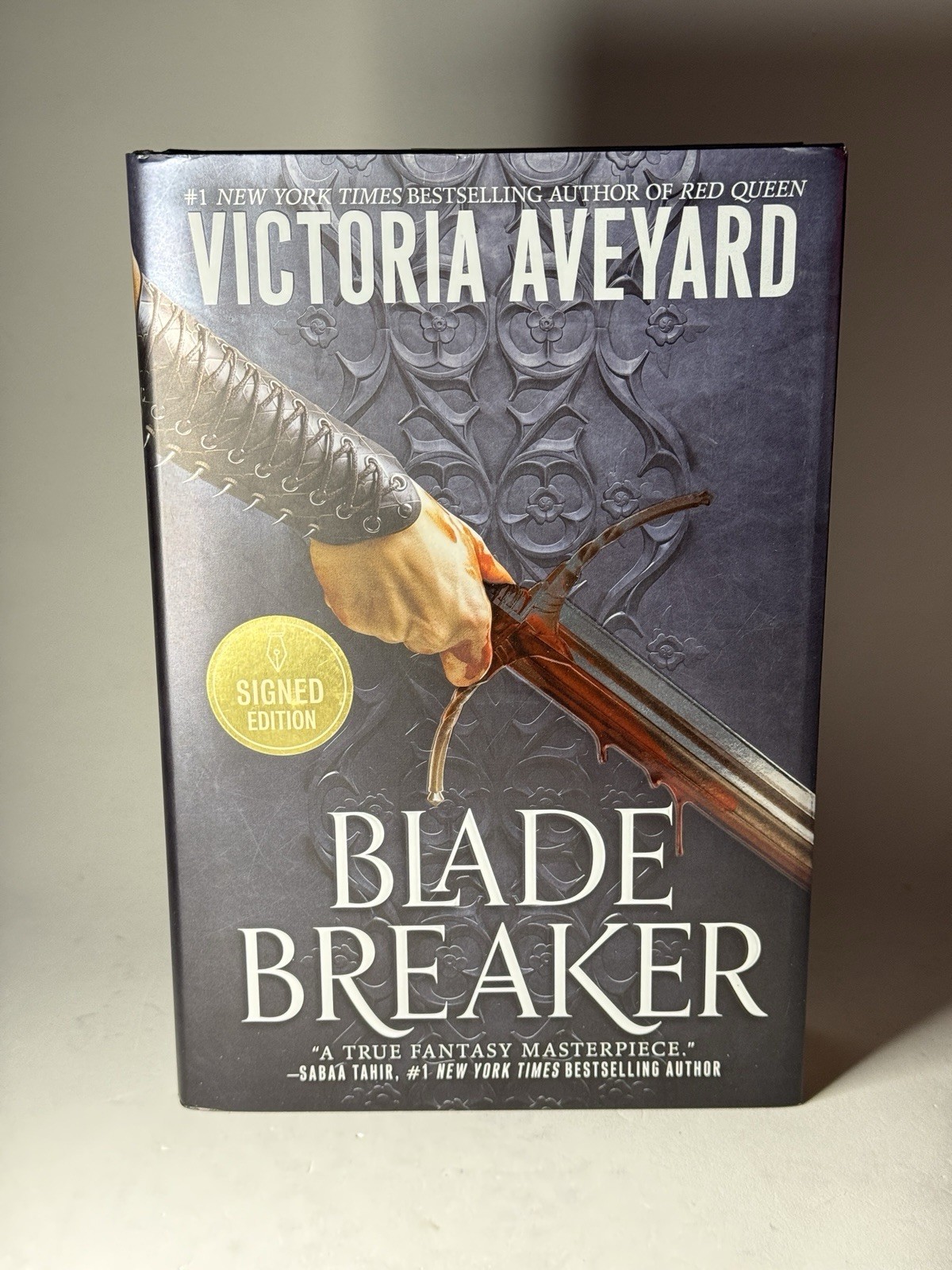 [SIGNED] Blade Breaker (2022) – Victoria Aveyard • Realm Breaker series •1st/1st