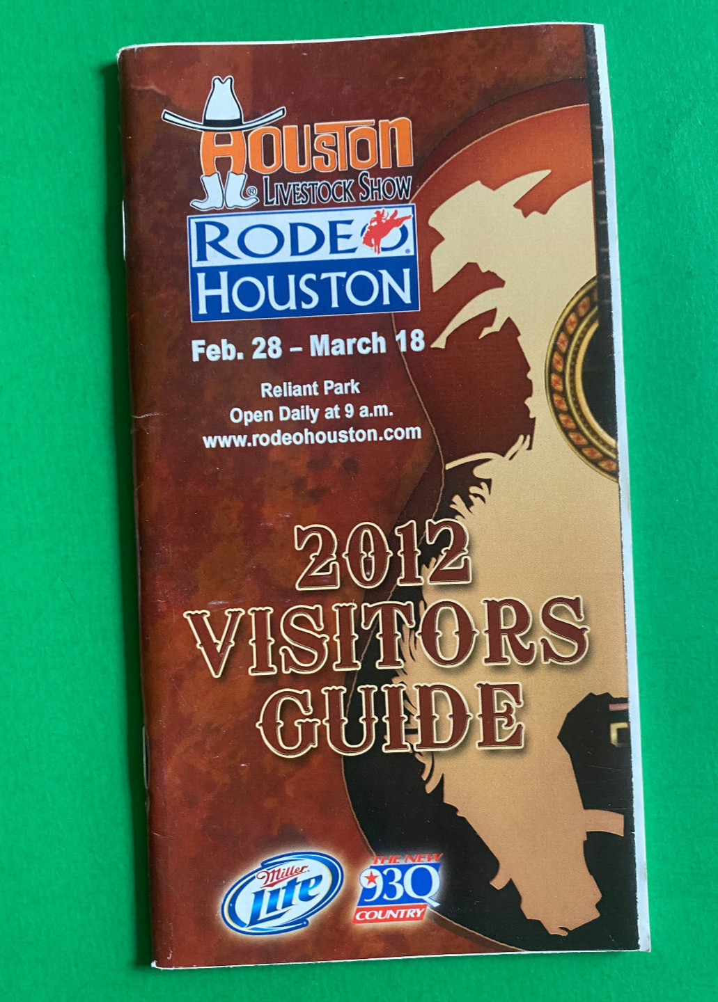 HOUSTON RODEO 2012 VISITORS GUIDE-COMPLETE – 68 PAGES