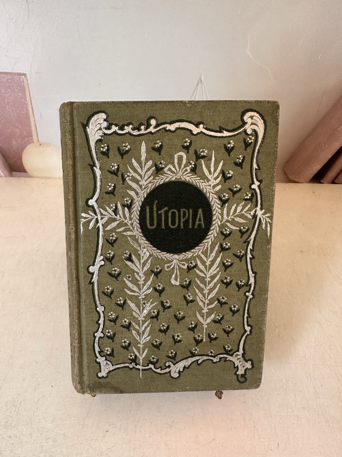 1900s Utopia Classic Novel Blue HB Sir Thomas More Philosophy & Political Satire