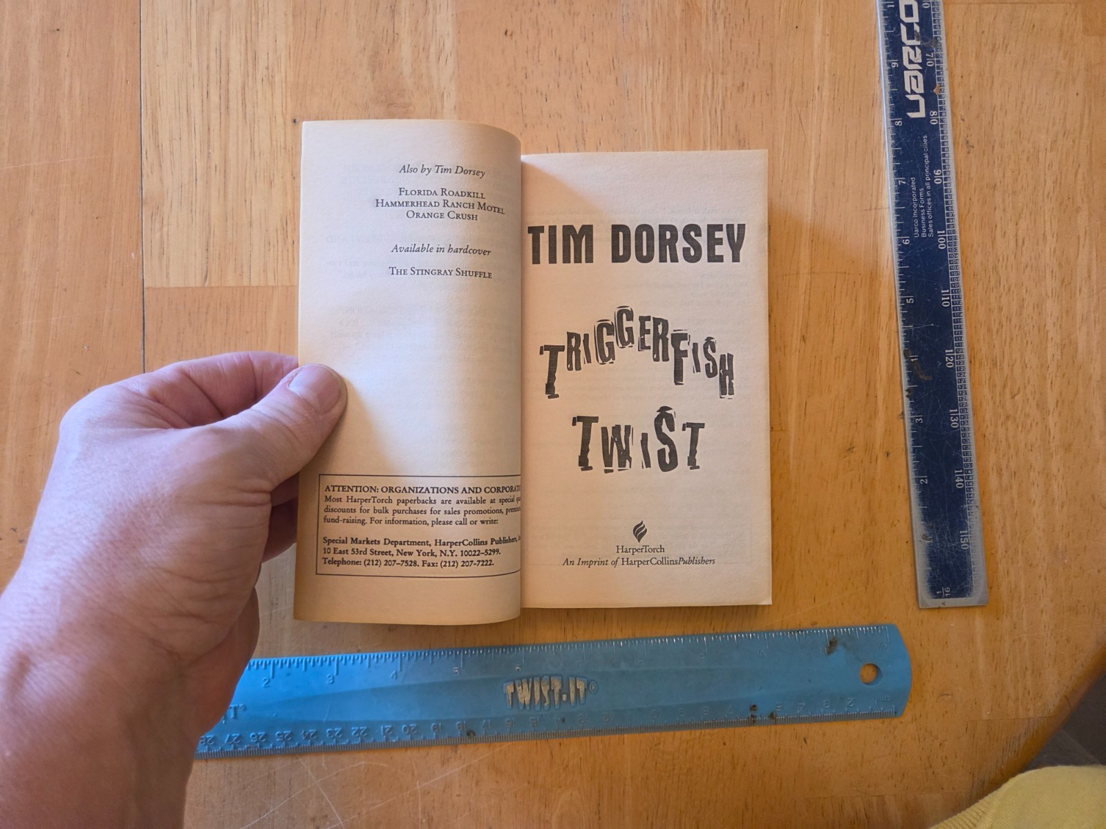 Triggerfish Twist : A Novel by Tim Dorsey – 2003 Harper Torch Paperback