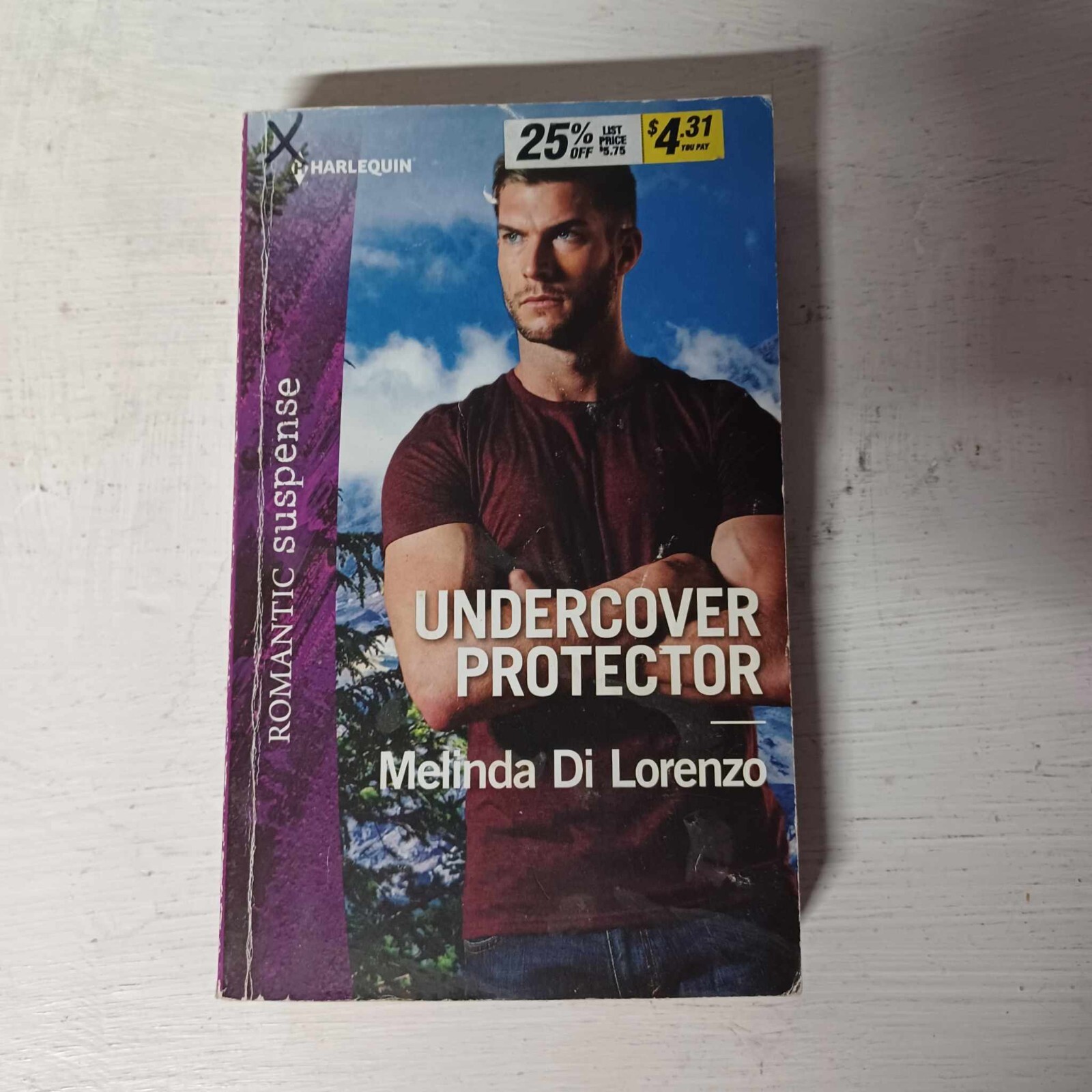 Undercover Protector by Melinda Di Lorenzo (2018, Mass Market) Romance book