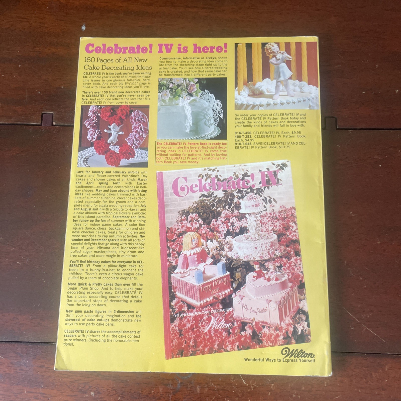 Wilton Yearbook 1978 Cake Decorating. 196 Pages No Marks 1 Owner 11”x8”