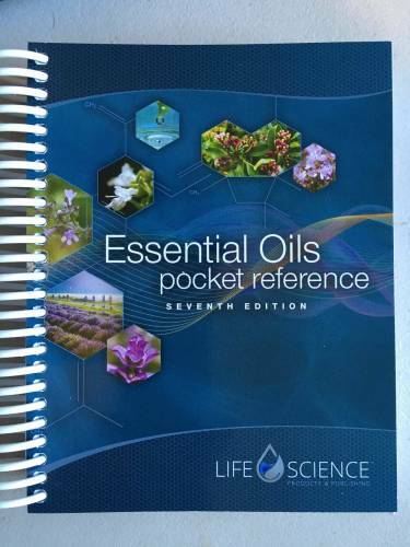 Essential Oils Pocket Reference 7th Edition – Spiral-bound – GOOD