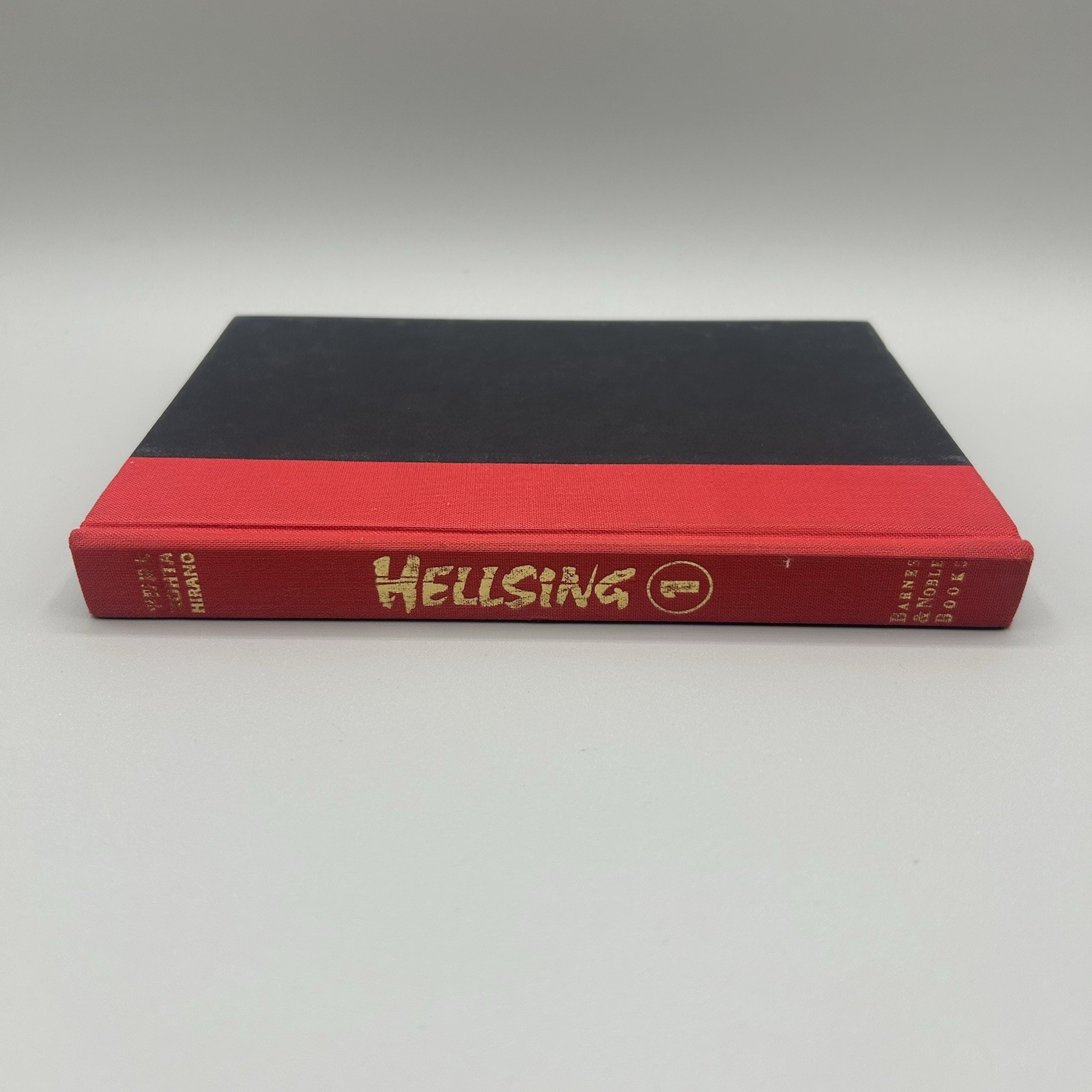 Hellsing Vol 1 Hardback Barns and Noble Edition Hardcover Book NO ART SLEEVE
