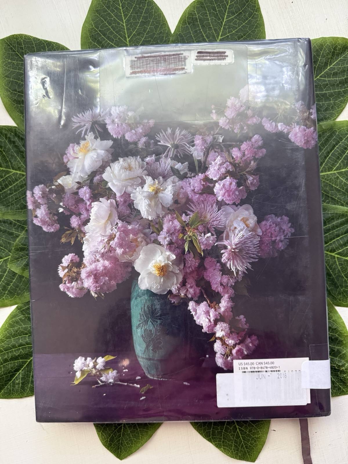 Styling Nature: A Masterful Approach To Floral Arrangements. Used Good Free Ship