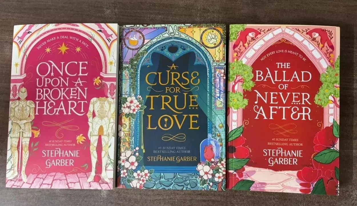Once Upon a Broken Heart ; Curse for true love ;Never After (3 book series)