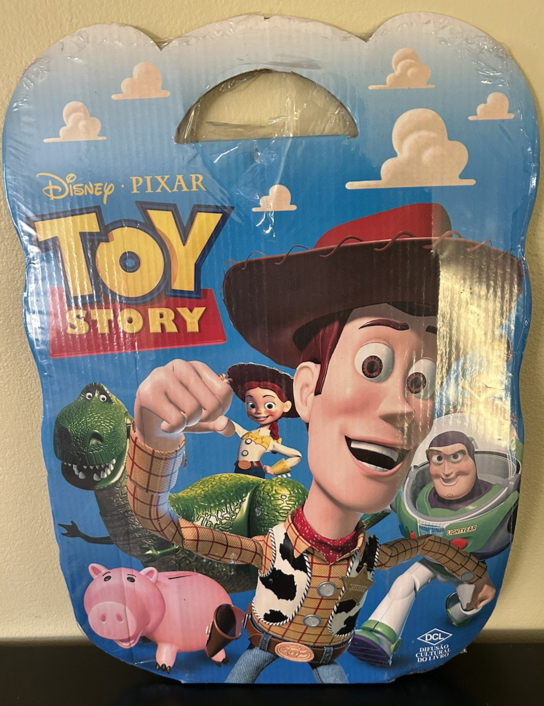 TOY STORY 1 & 2 ~~ 8 books and a CD with narrated stories in Portuguese NRFP