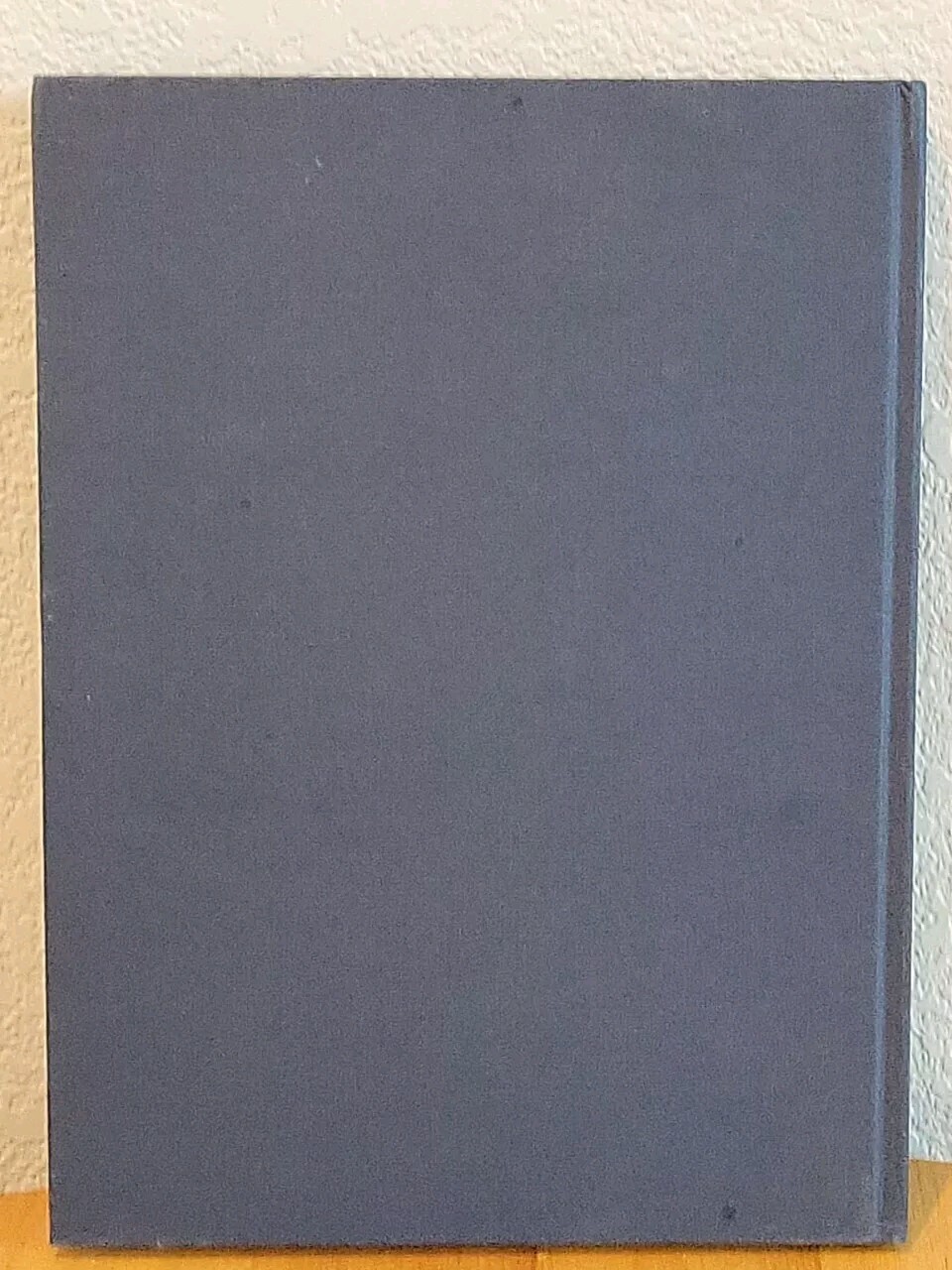Clocks and Watches by Eric Bruton Illustrated Hardcover, 1969, Italy •Missing DJ