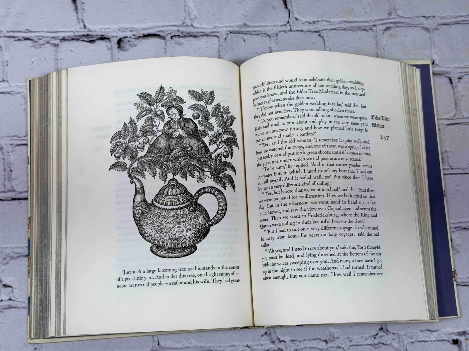 Andersen’s Fairy Tales by Hans Christian Andersen [Illustrated Junior Library Ed