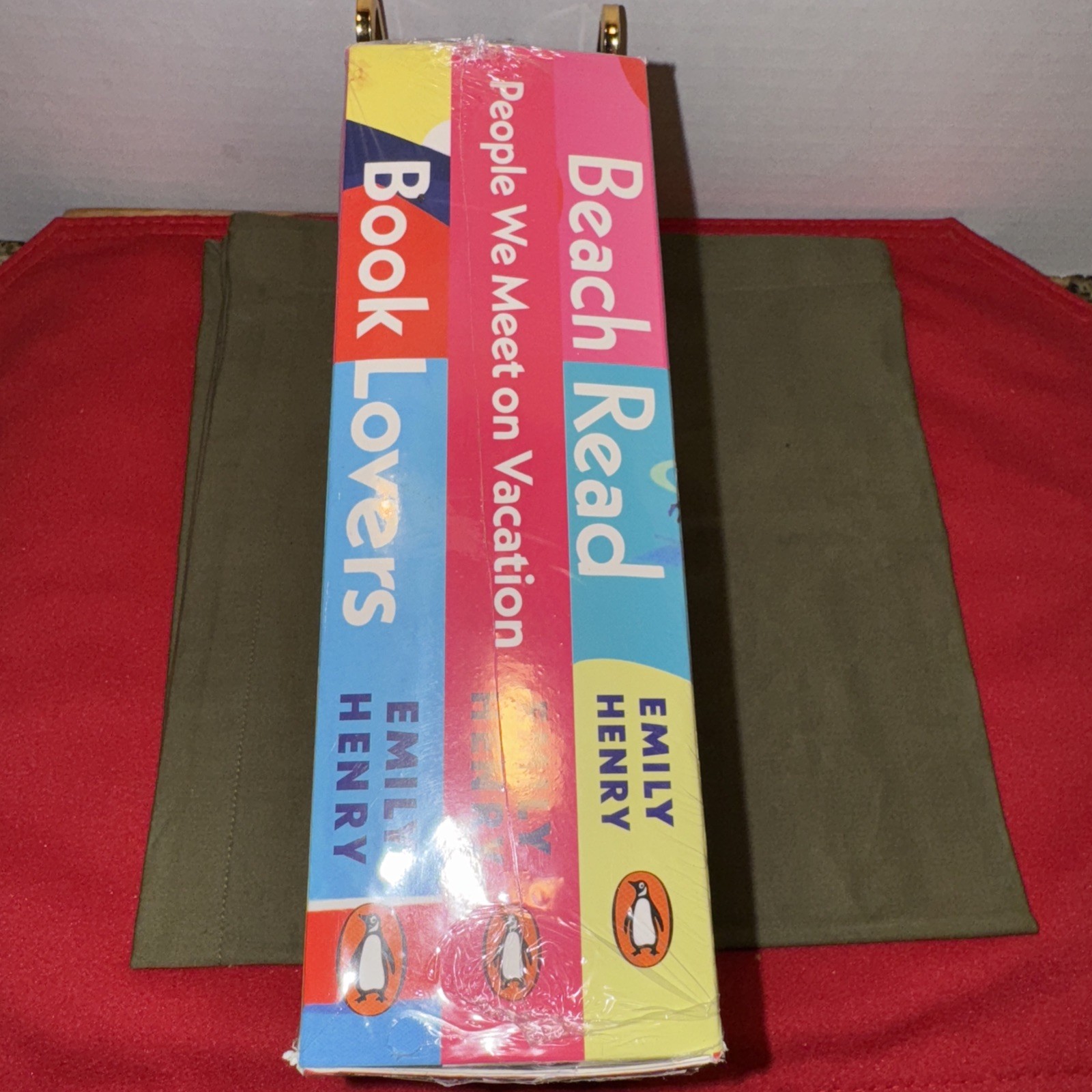 Emily Henry 3-Book Boxed Set Beach Read, People We Meet on Vacation, Book Lovers