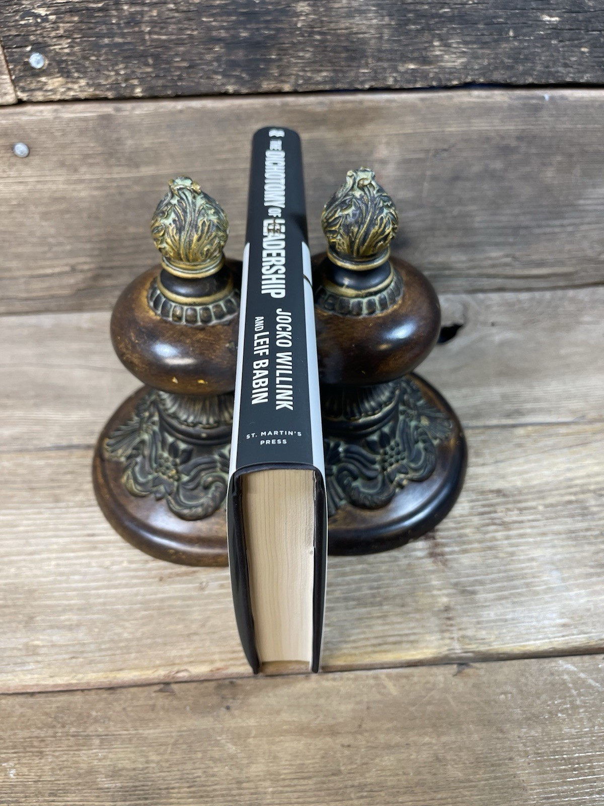 The Dichotomy of Leadership First Print Jocko Willink & Leif Babin Fast Ship