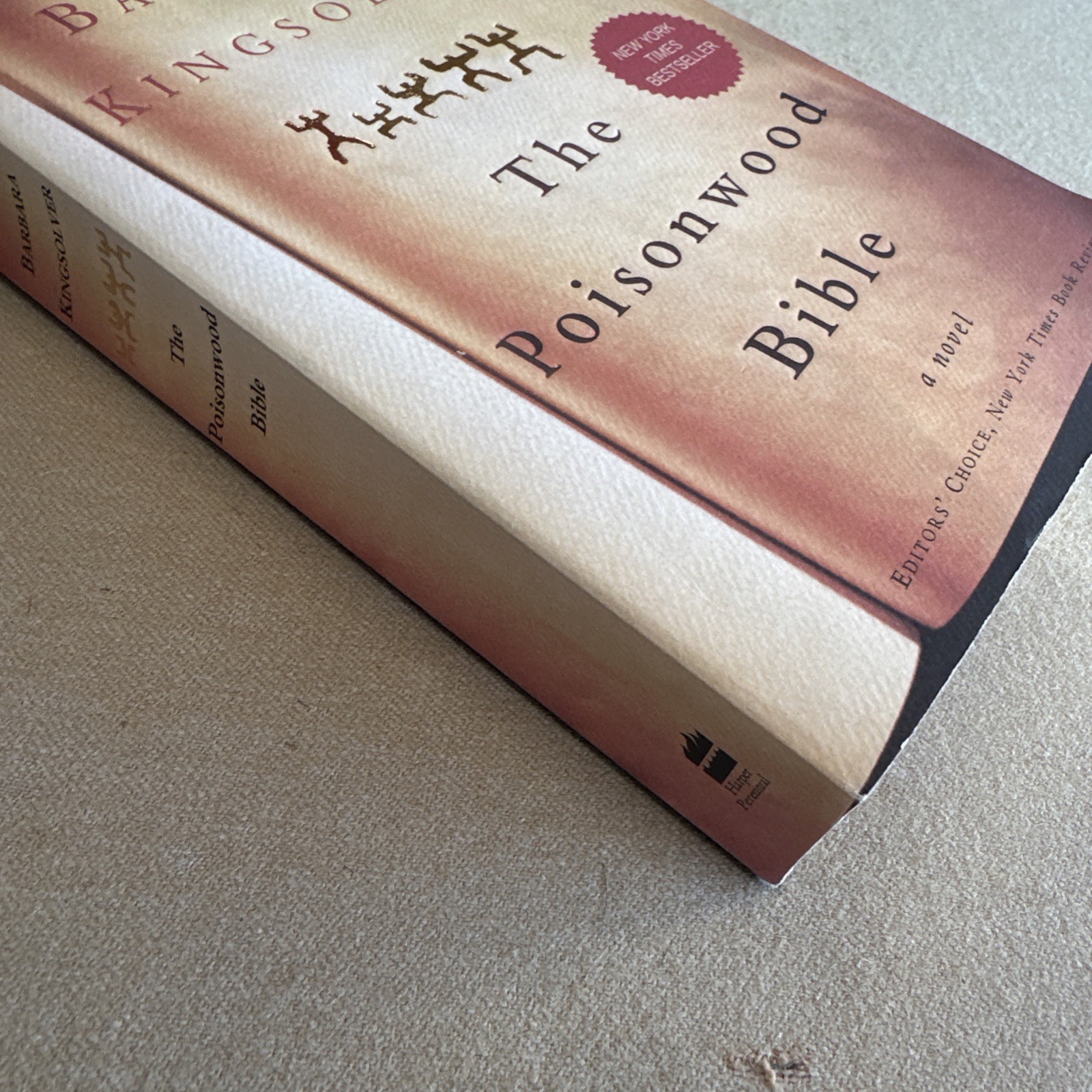 The Poisonwood Bible by Barbara Kingsolver – Paperback – Harper Perennial – Good