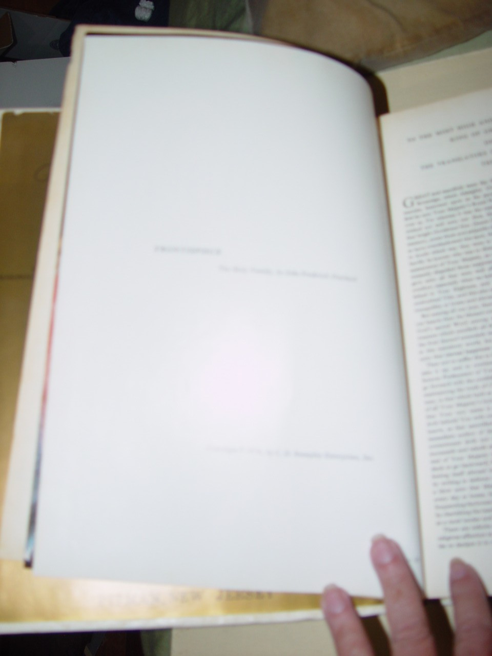 Large Holy Bible C.S.S. Edition With full-Color Illustrations of the Old Masters