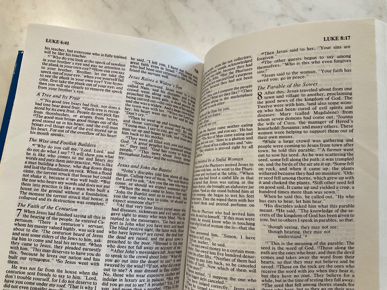 NIV Compact Text Bible 1990 First Printing Blue Hardcover 1984 NEW