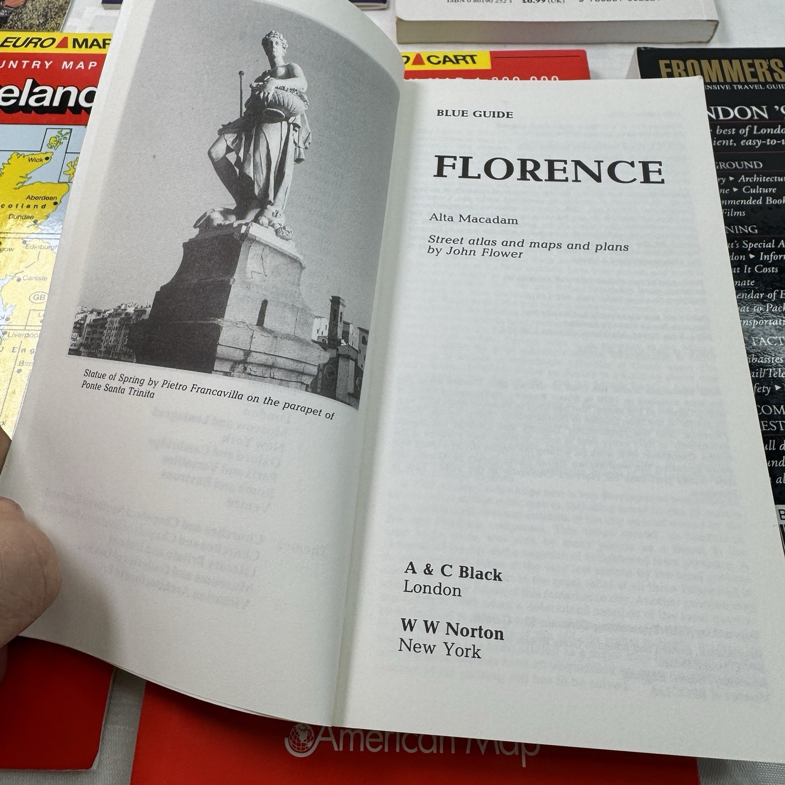 Lot of European Travel Tourist Guide Books Maps London Norway Ireland Florence