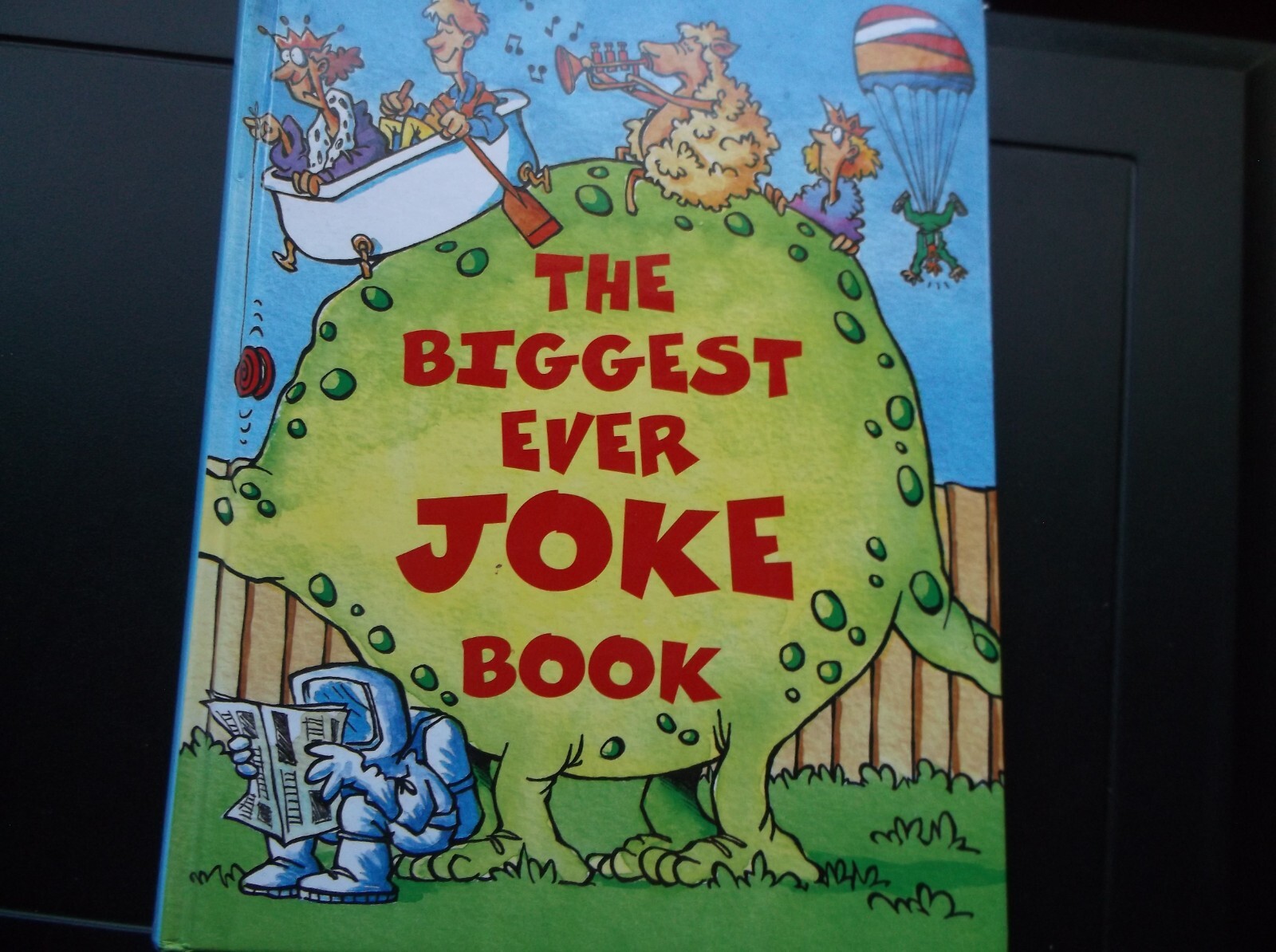 Dempsey parr “The Biggest ever joke book” Hardcover 247 Pages Great !! 2000