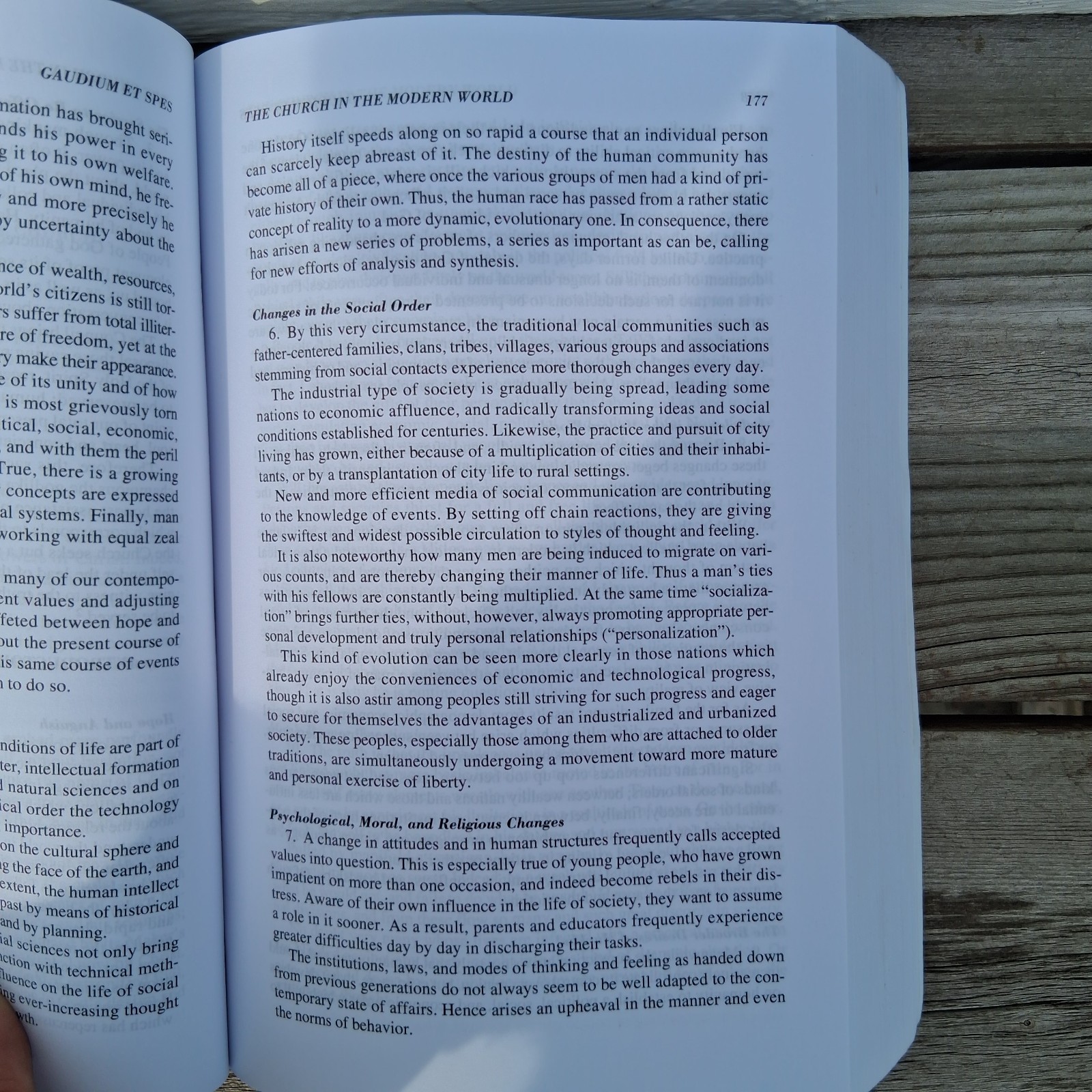 Catholic Social Thought: Encyclicals and Documents from Pope Leo XIII to Pope 3r