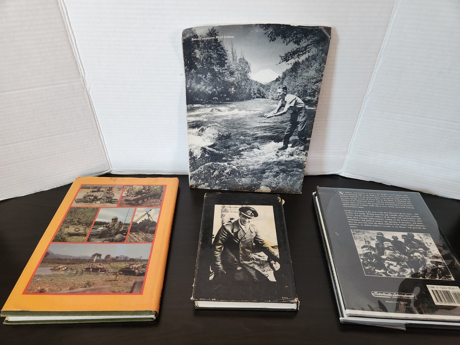 Lot Of 4 War Books WW1, WW2, Vietnam War Vintage Books Hardcover