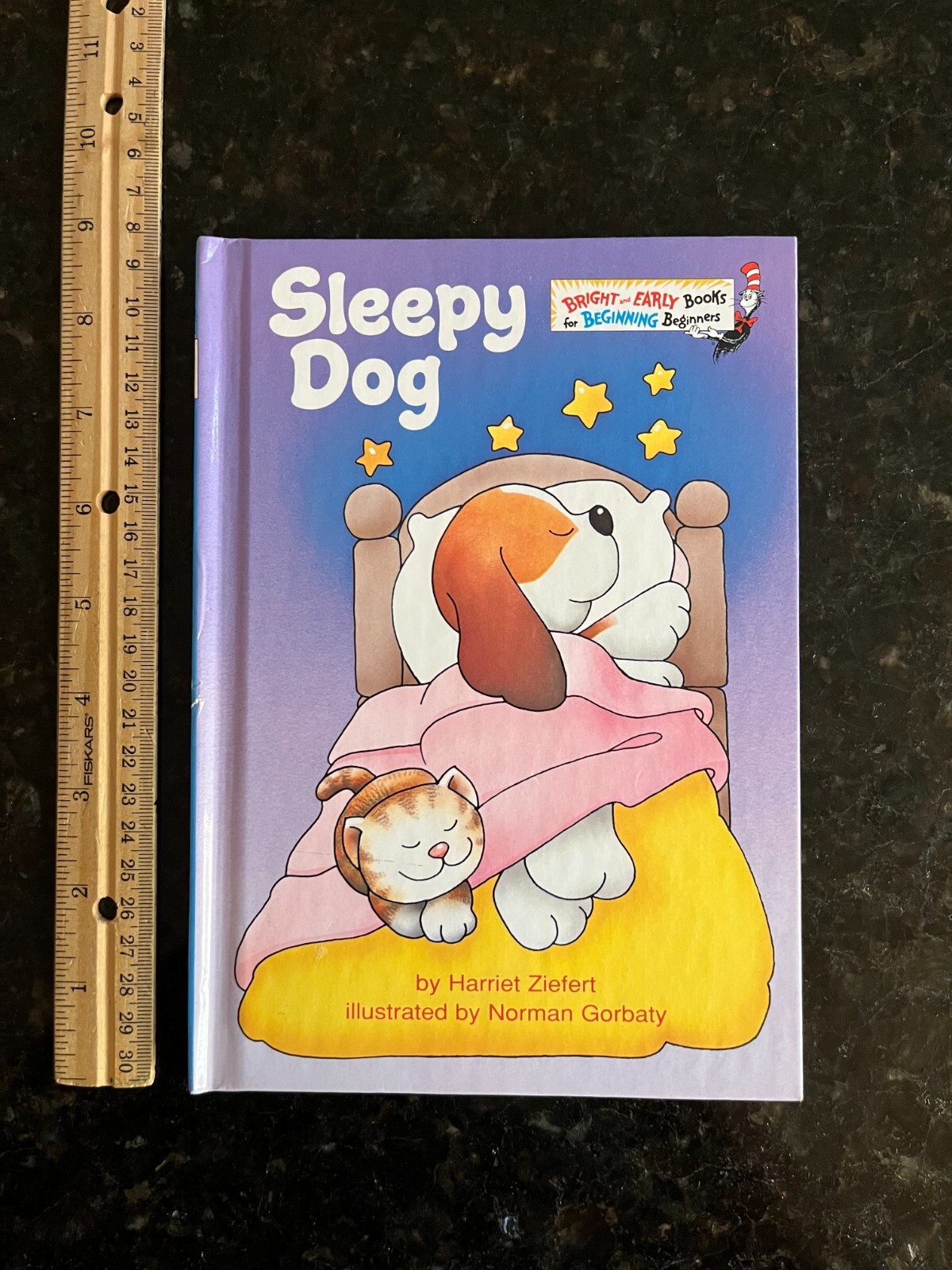 Sleepy Dog by Harriet Ziefert Dr. Seuss beginner book Hardcover 6.25″x8.75″ #4