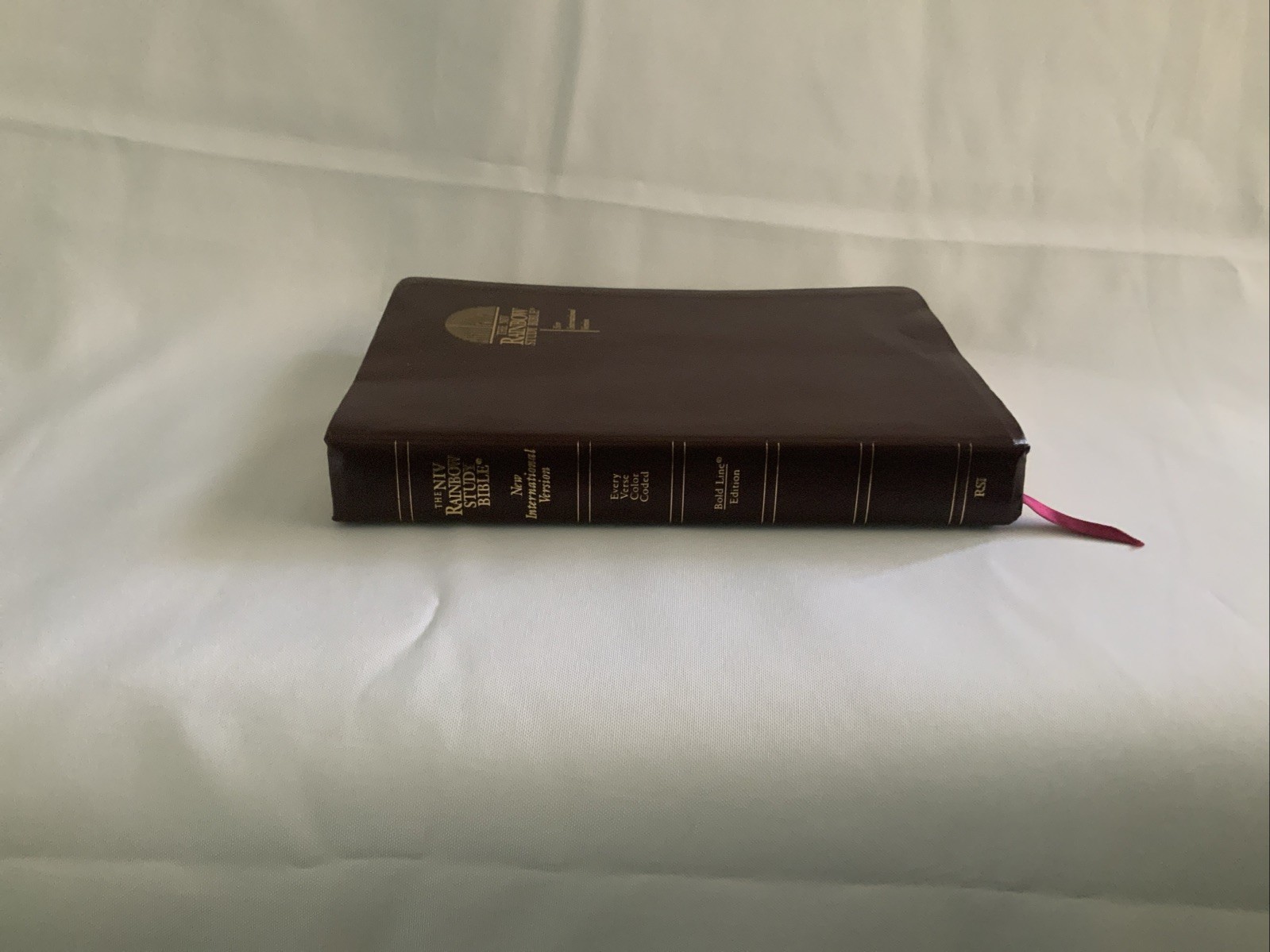 The NIV Rainbow Study Bible Bold Line Color Coded New Intl Version