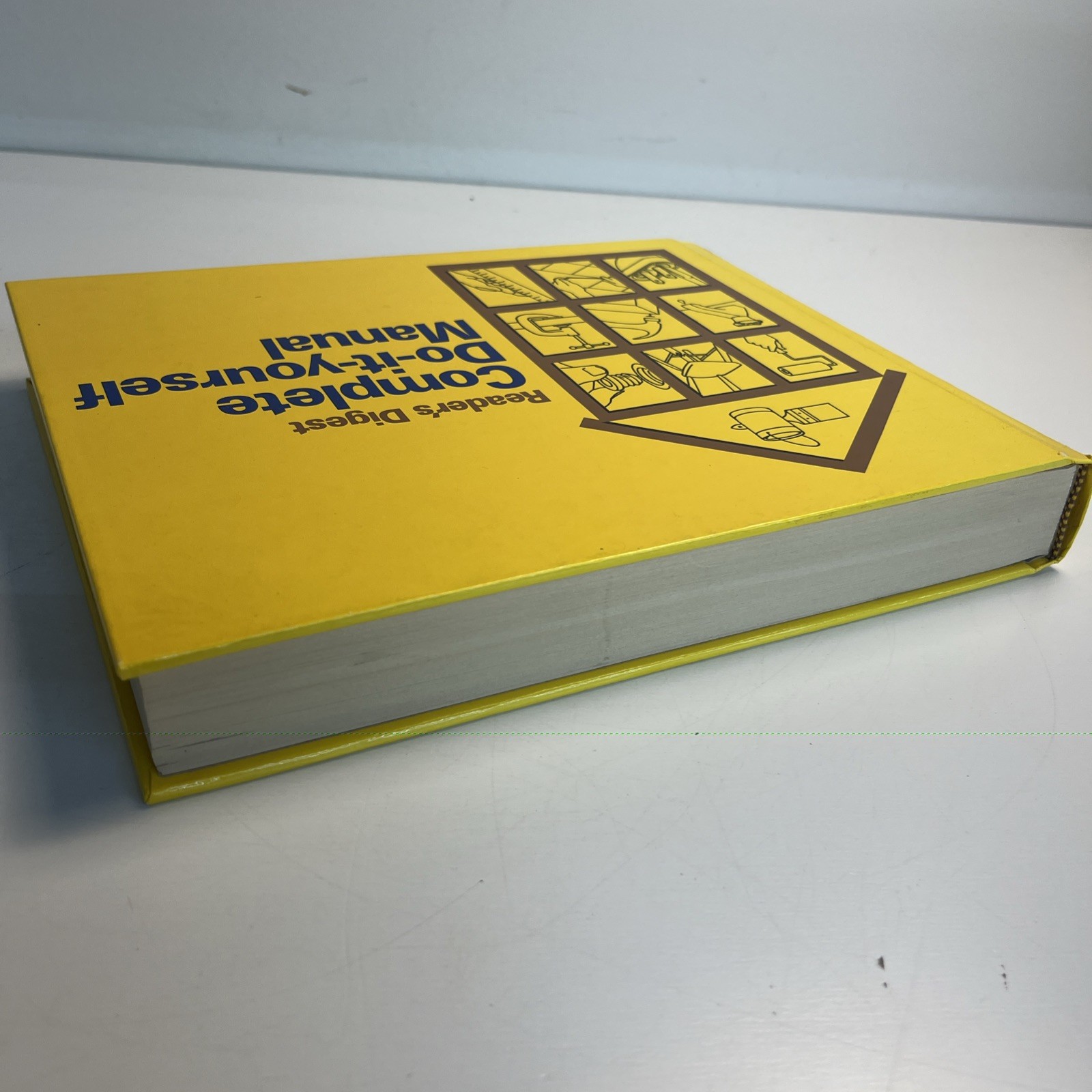 Vintage Readers Digest Complete Do It Yourself Manual 1988 Edition