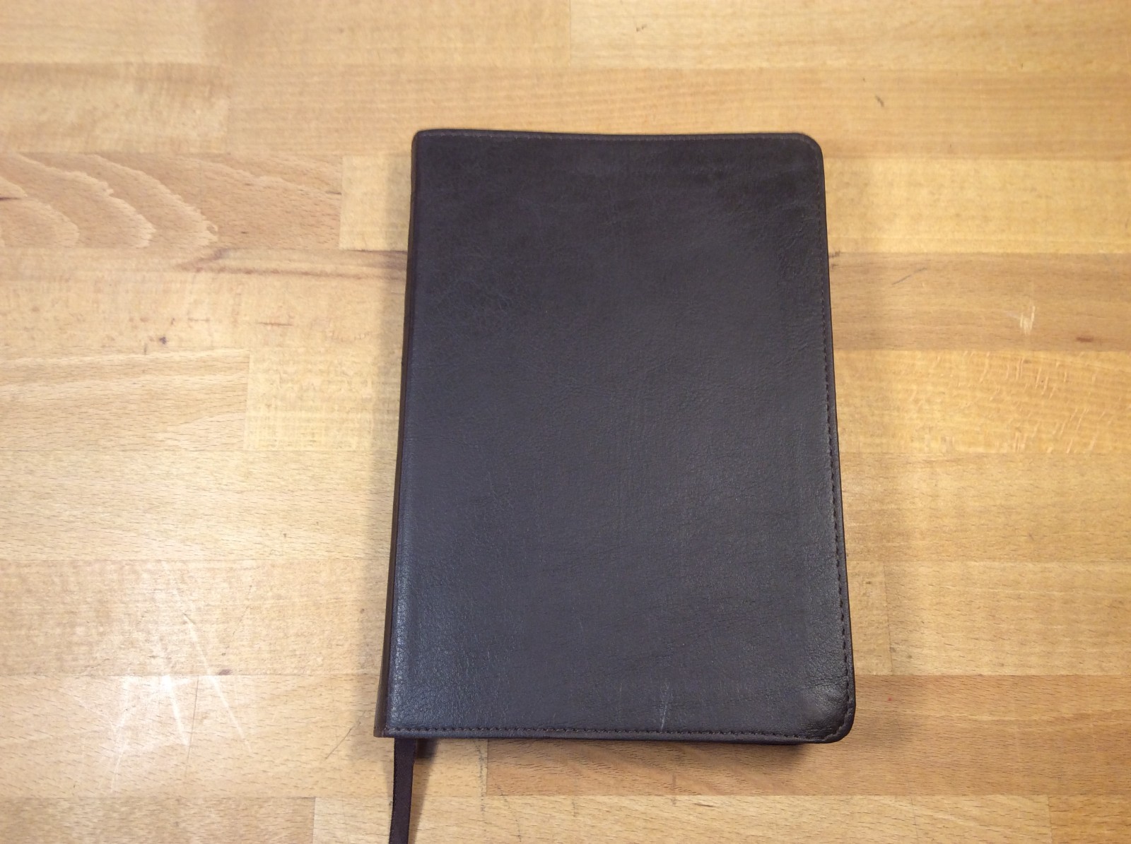Holy Bible Slimline Reference Edition, New Living Translation, NLT, Tyndale