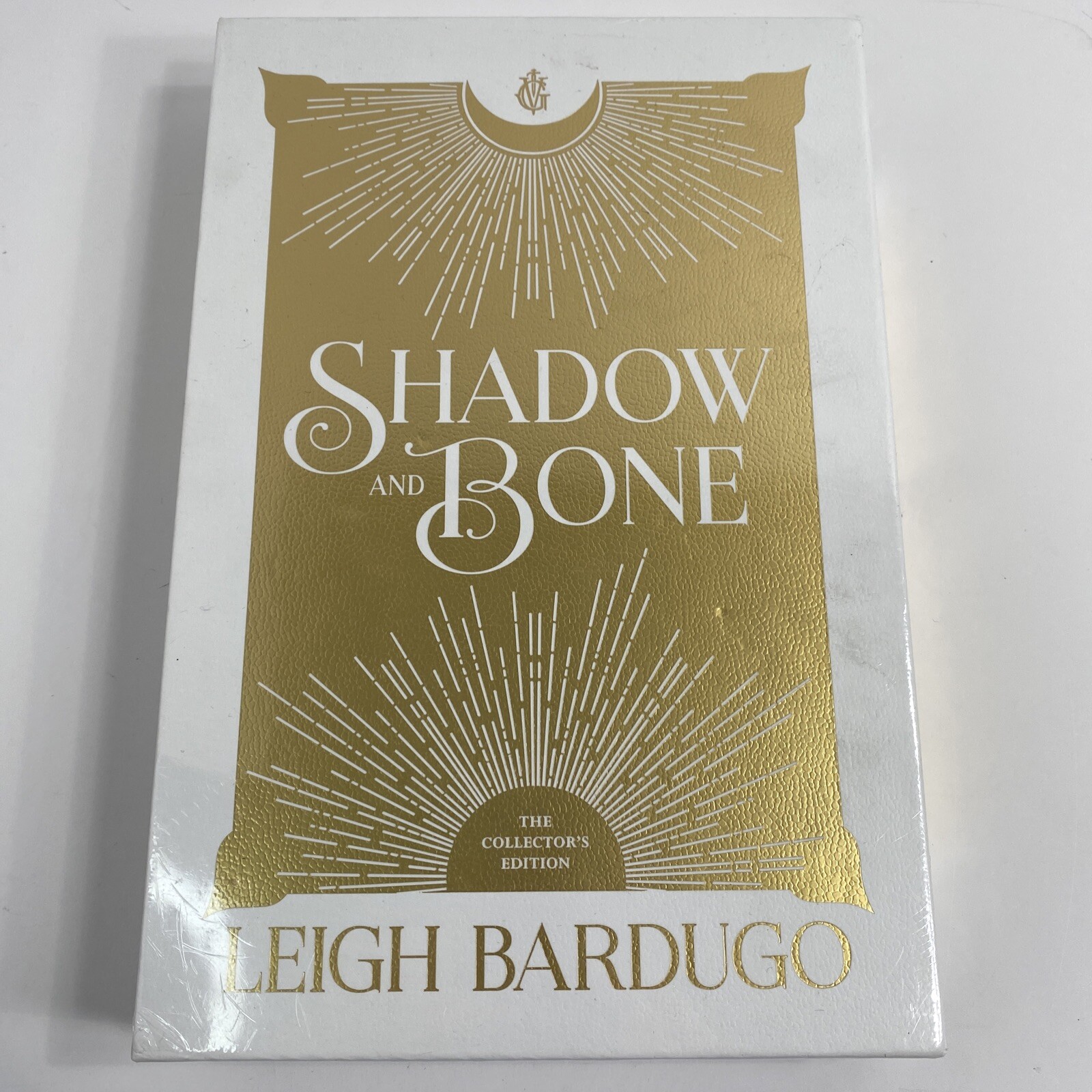 Shadow and Bone: The Collector’s Edition – Hardback NEW Sealed