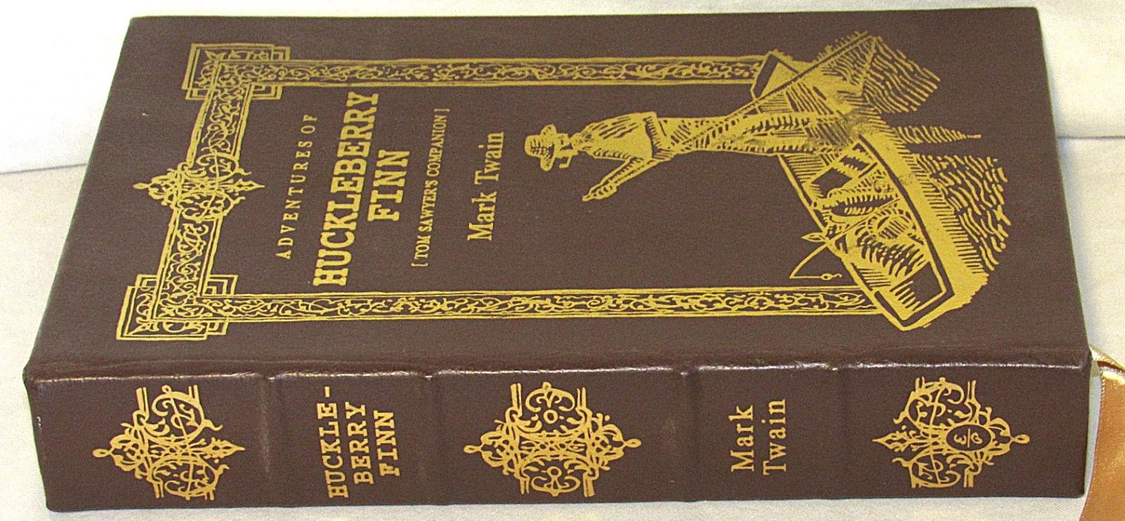 Mark Twain – Adventures of Huckleberry Finn Hardback ‘Forest Creek Gems’