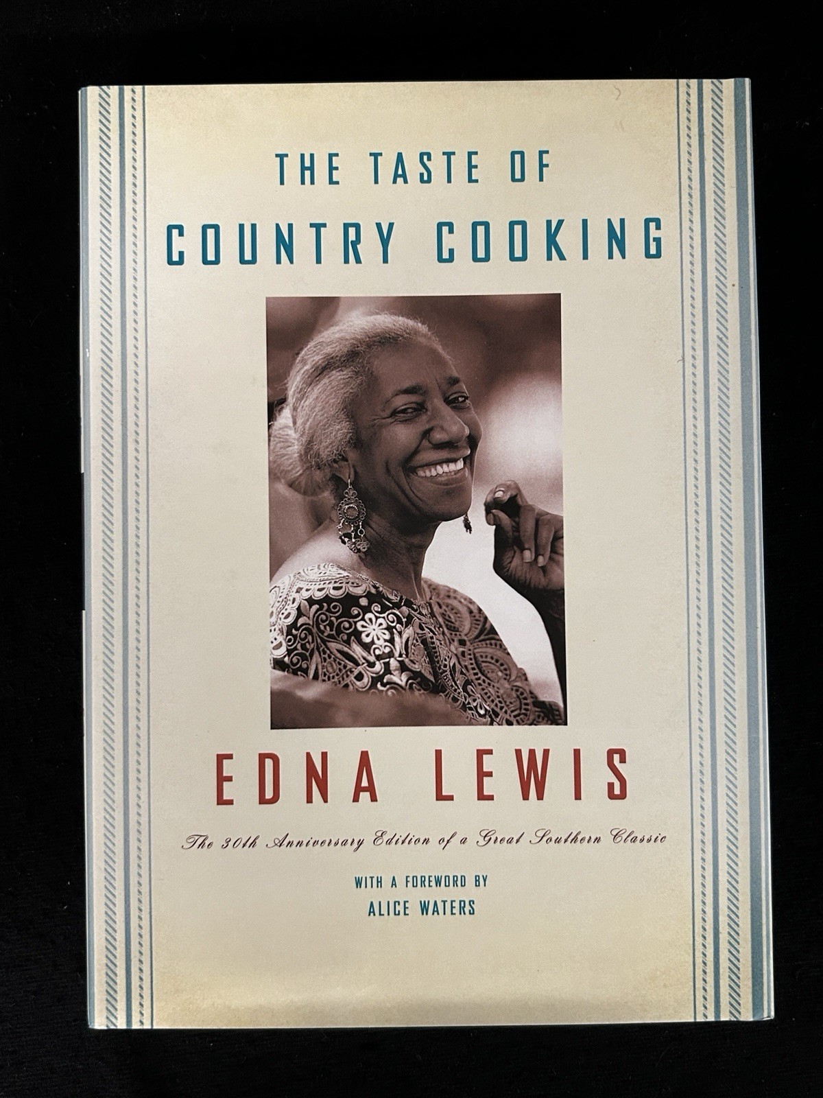 TASTE OF COUNTRY COOKING The 30th Anniversary Edition Edna Lewis HCDJ