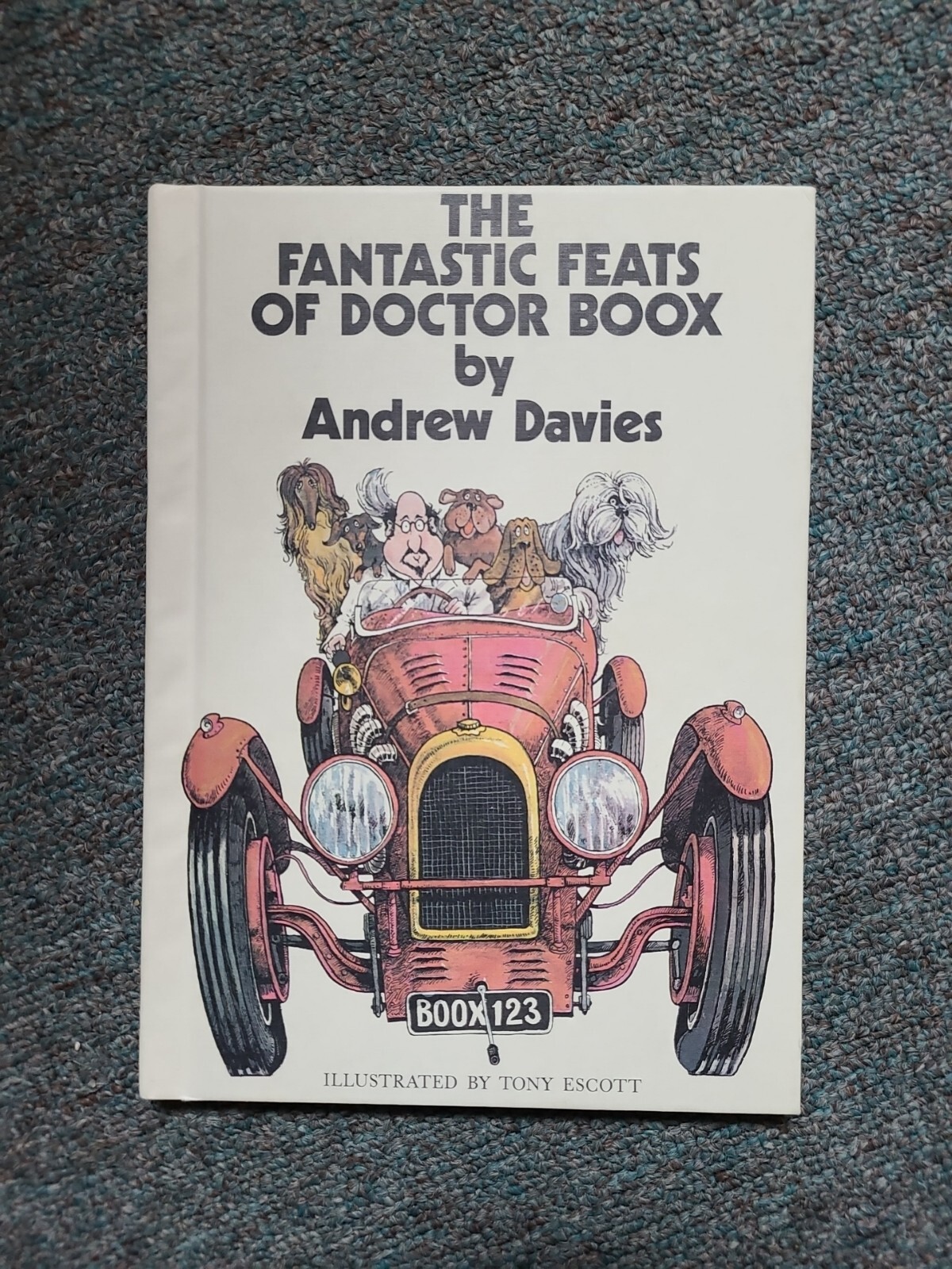 The Fantastic Feats of Doctor Boox by Andrew Davies (1973, HC) 1st printing sh2