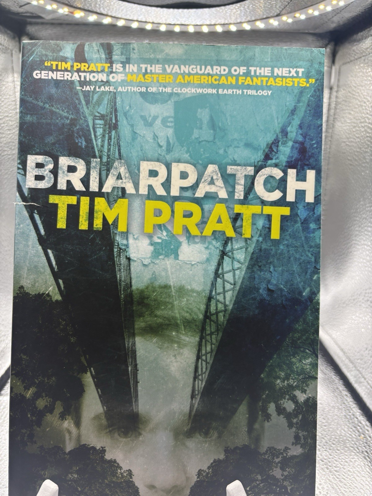 TIM PRATT Briarpatch. Chizine Publications 2011. 1st edition.