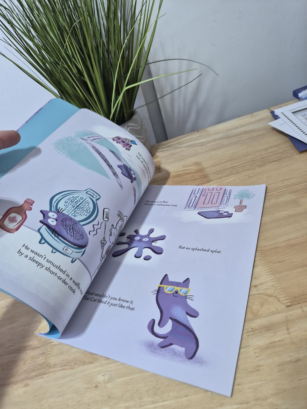 Flat Cat – By: Tara Lazar & Illustrated By: Pete Oswald 2024 Paperback