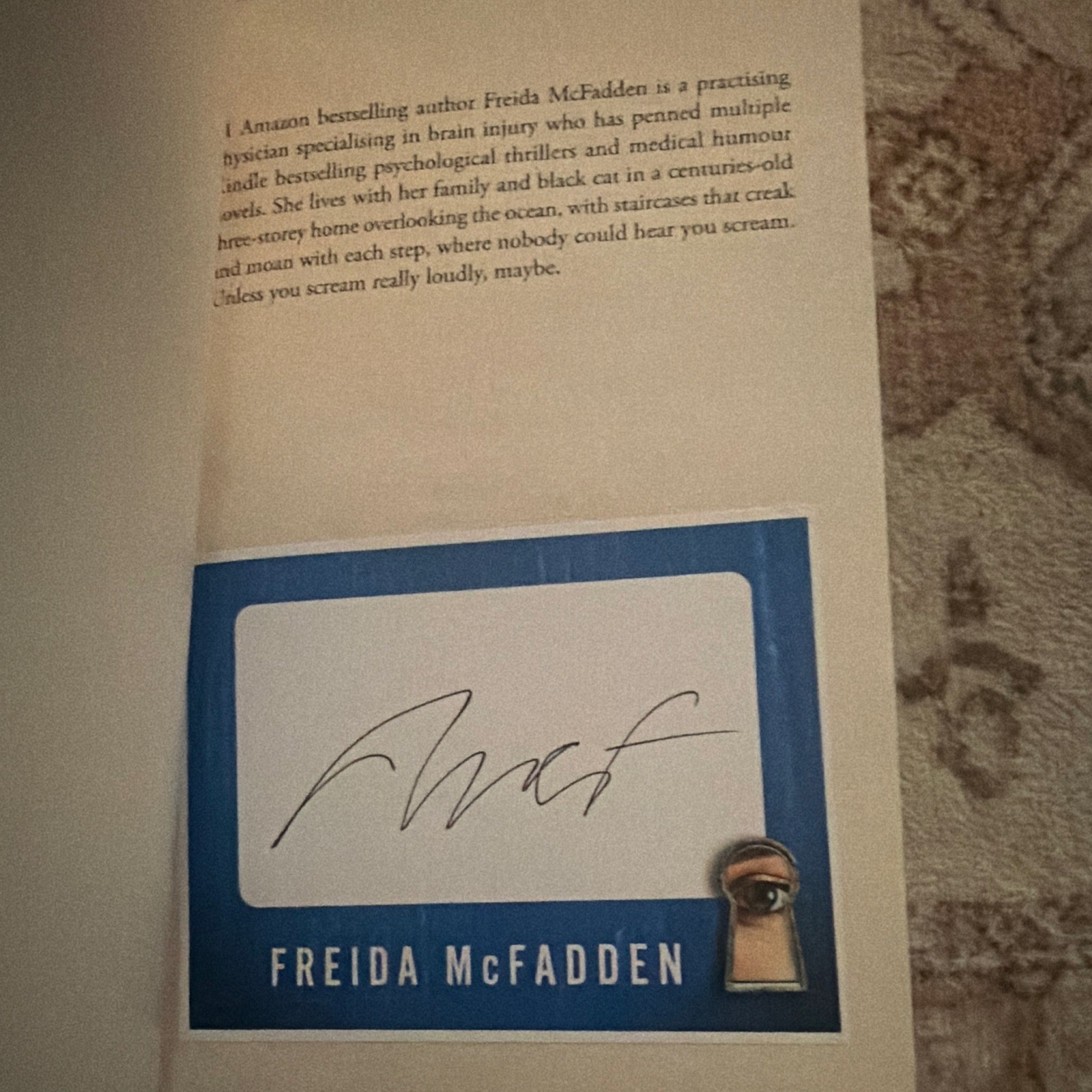 The Housemaid Signed by Freida McFadden Paperback Thriller Novel 2023 Bookouture